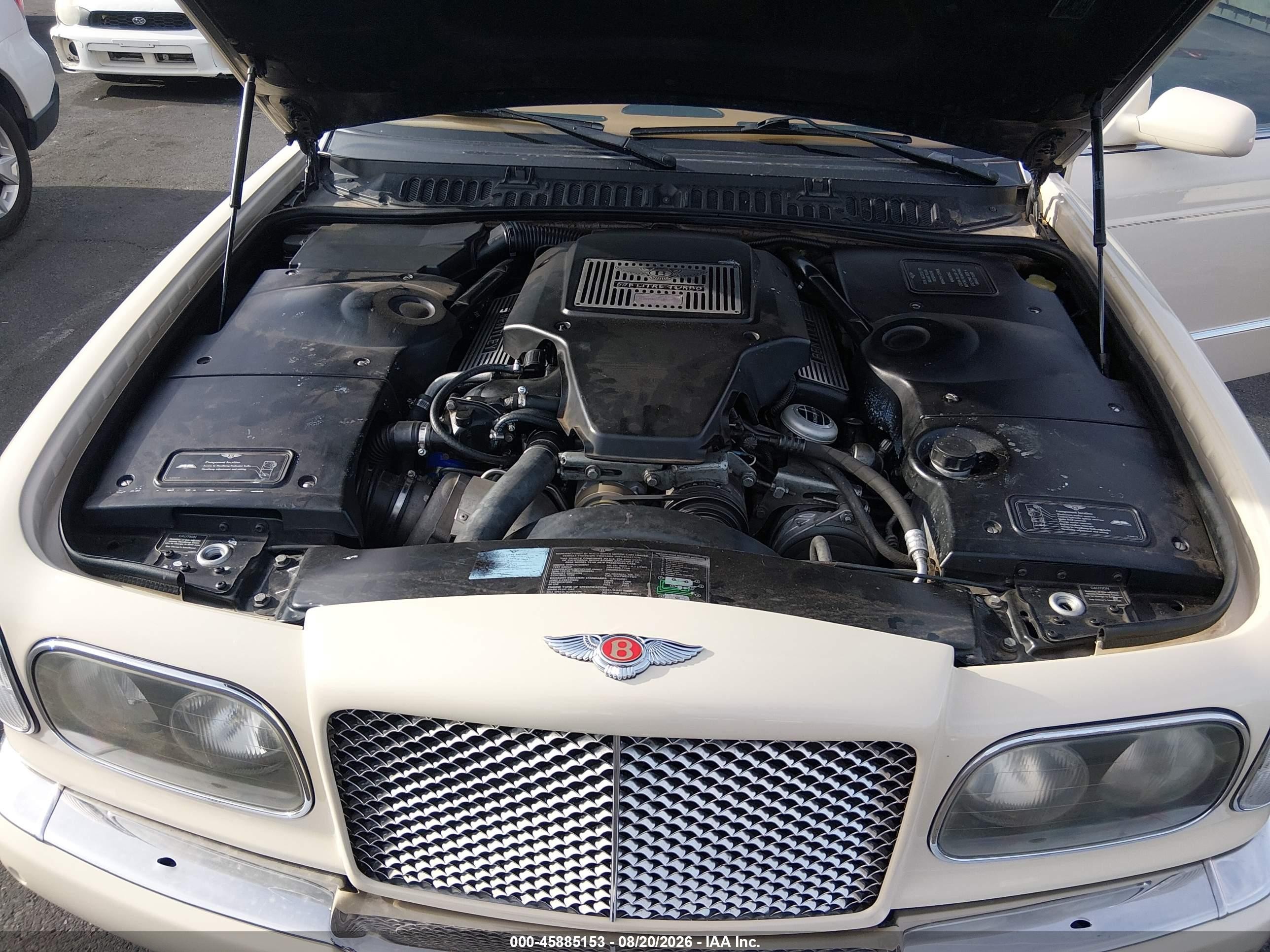2002 Bentley Arnage R/red Label Cream vin: SCBLC31EX2CX08177