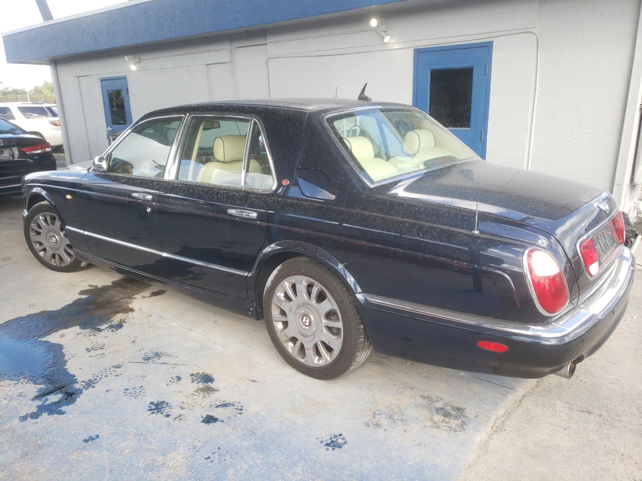 2005 Bentley Arnage Red Label Blue vin: SCBLC37F75CX10456