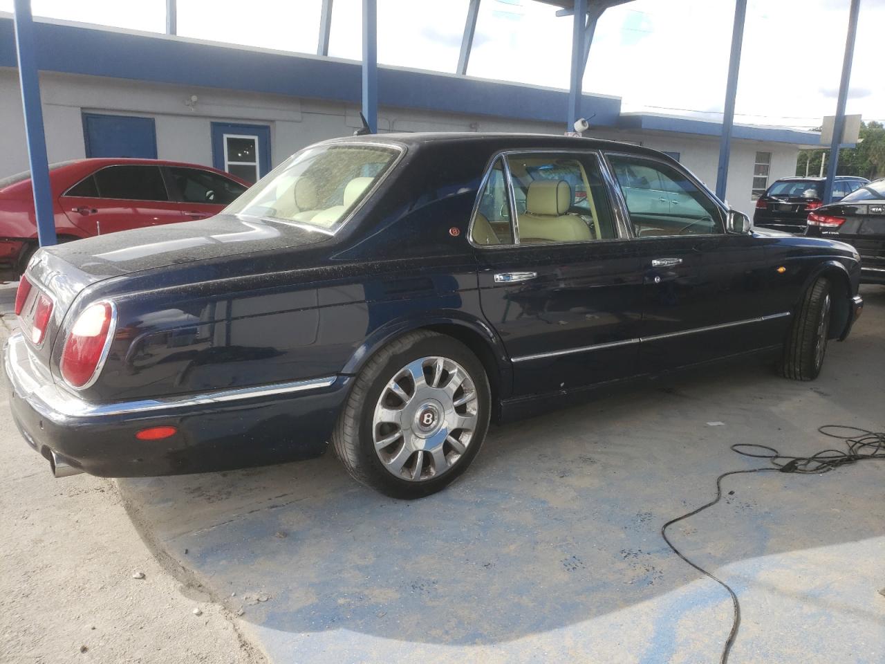 2005 Bentley Arnage Red Label Blue vin: SCBLC37F75CX10456