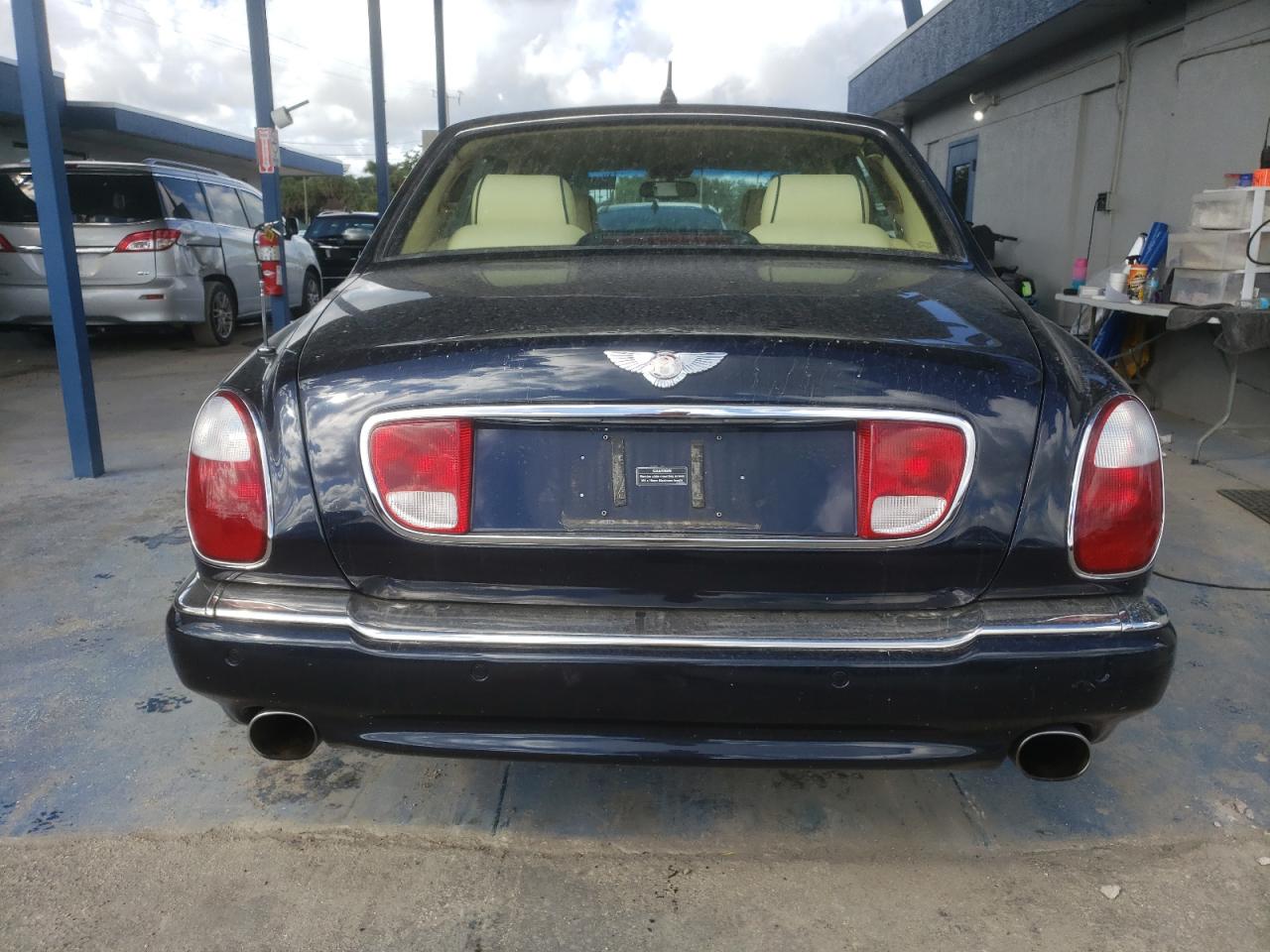 2005 Bentley Arnage Red Label Blue vin: SCBLC37F75CX10456