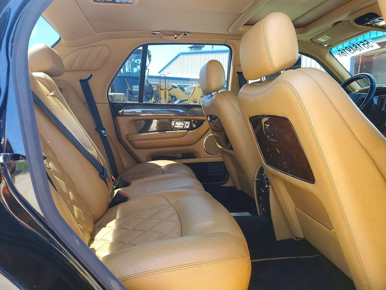 2007 Bentley Arnage T Black vin: SCBLF44J87CX12113
