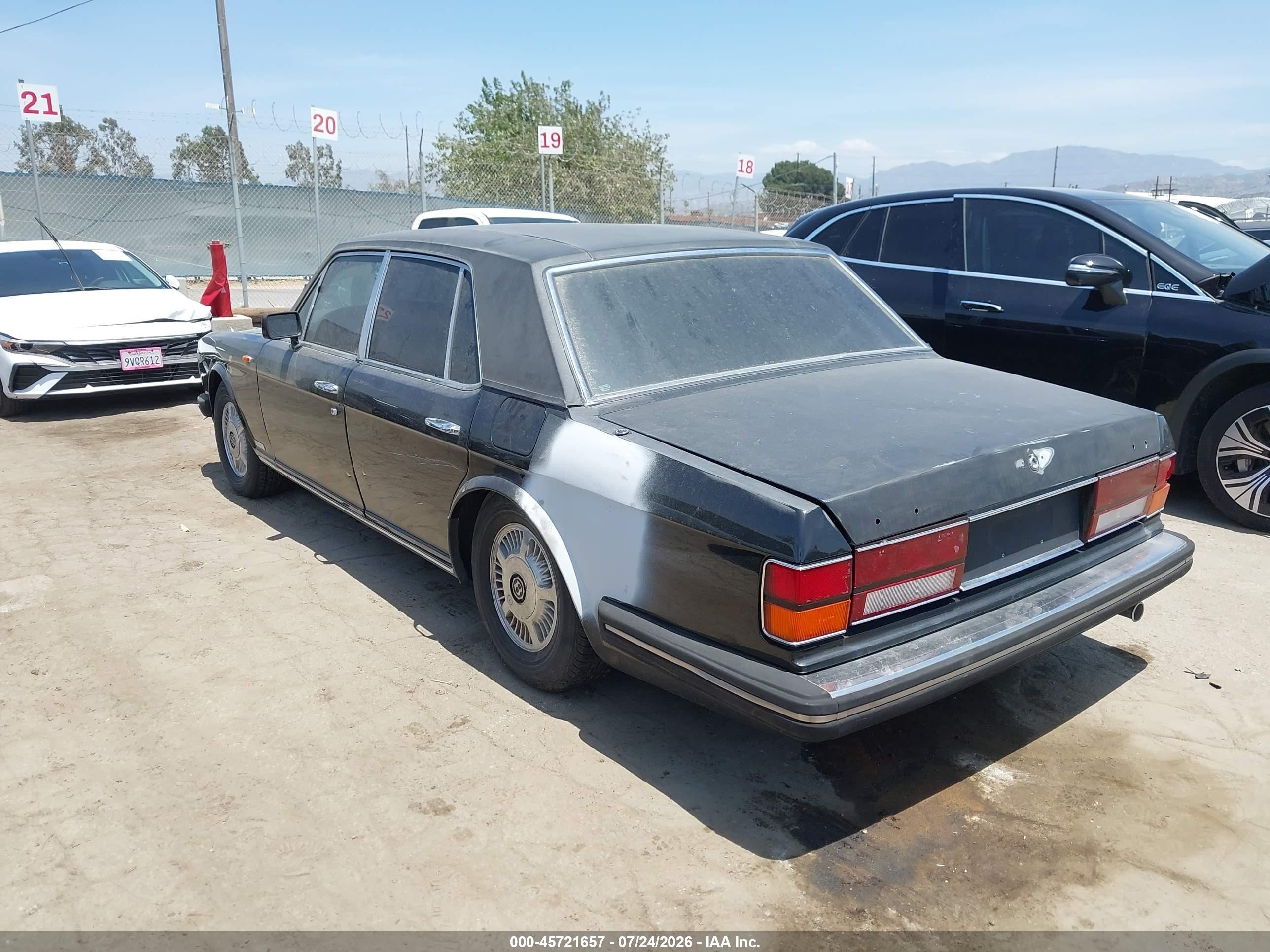 1991 Bentley Eight Black vin: SCBZE02D7MCX33842