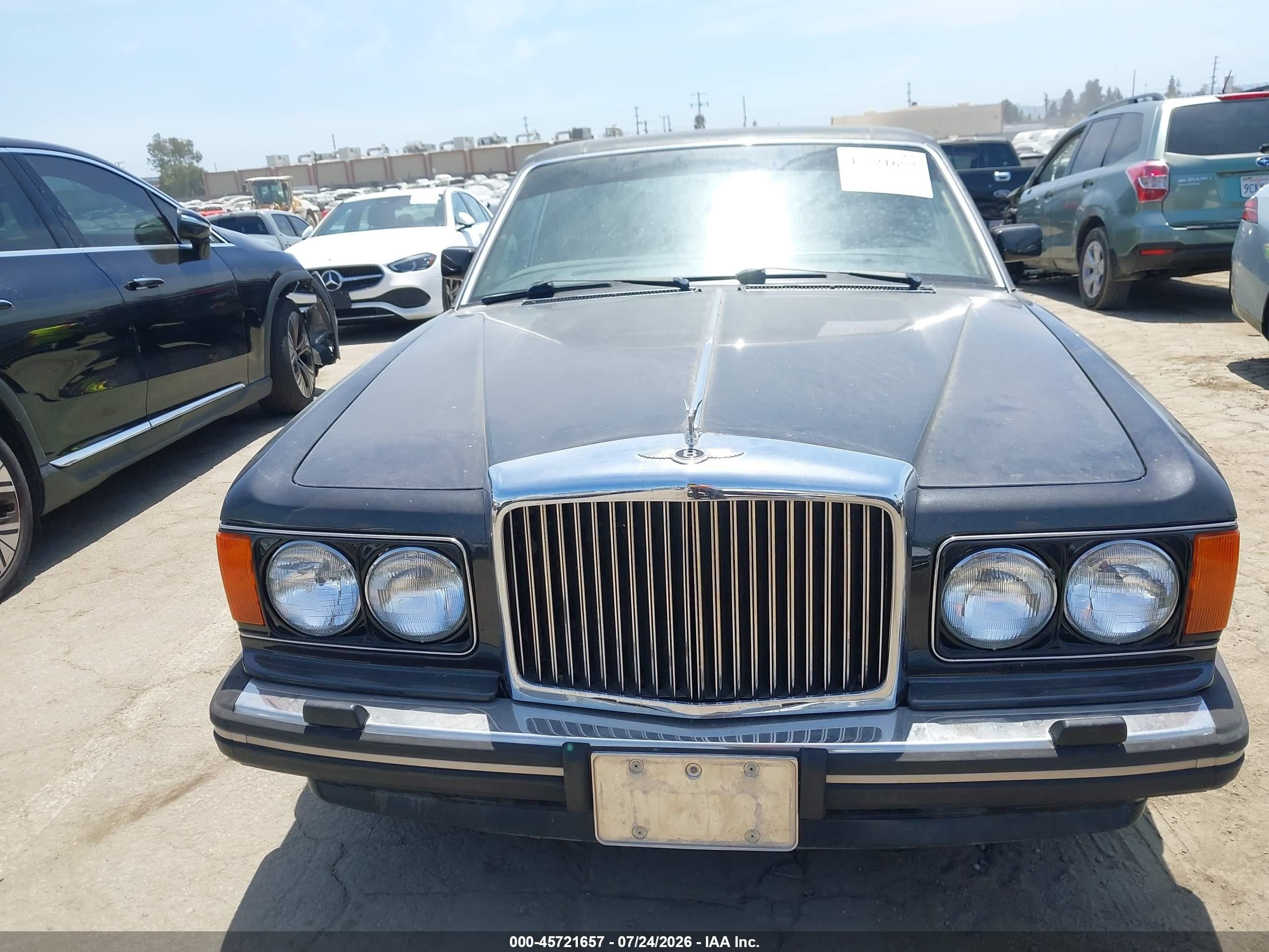 1991 Bentley Eight Black vin: SCBZE02D7MCX33842