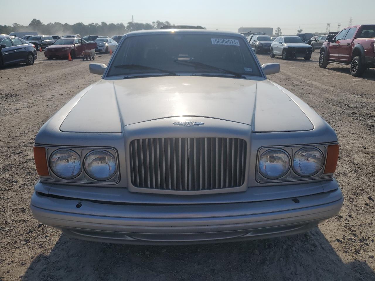 1997 Bentley Turbo R Серебряный vin: SCBZP22C3VCX60129