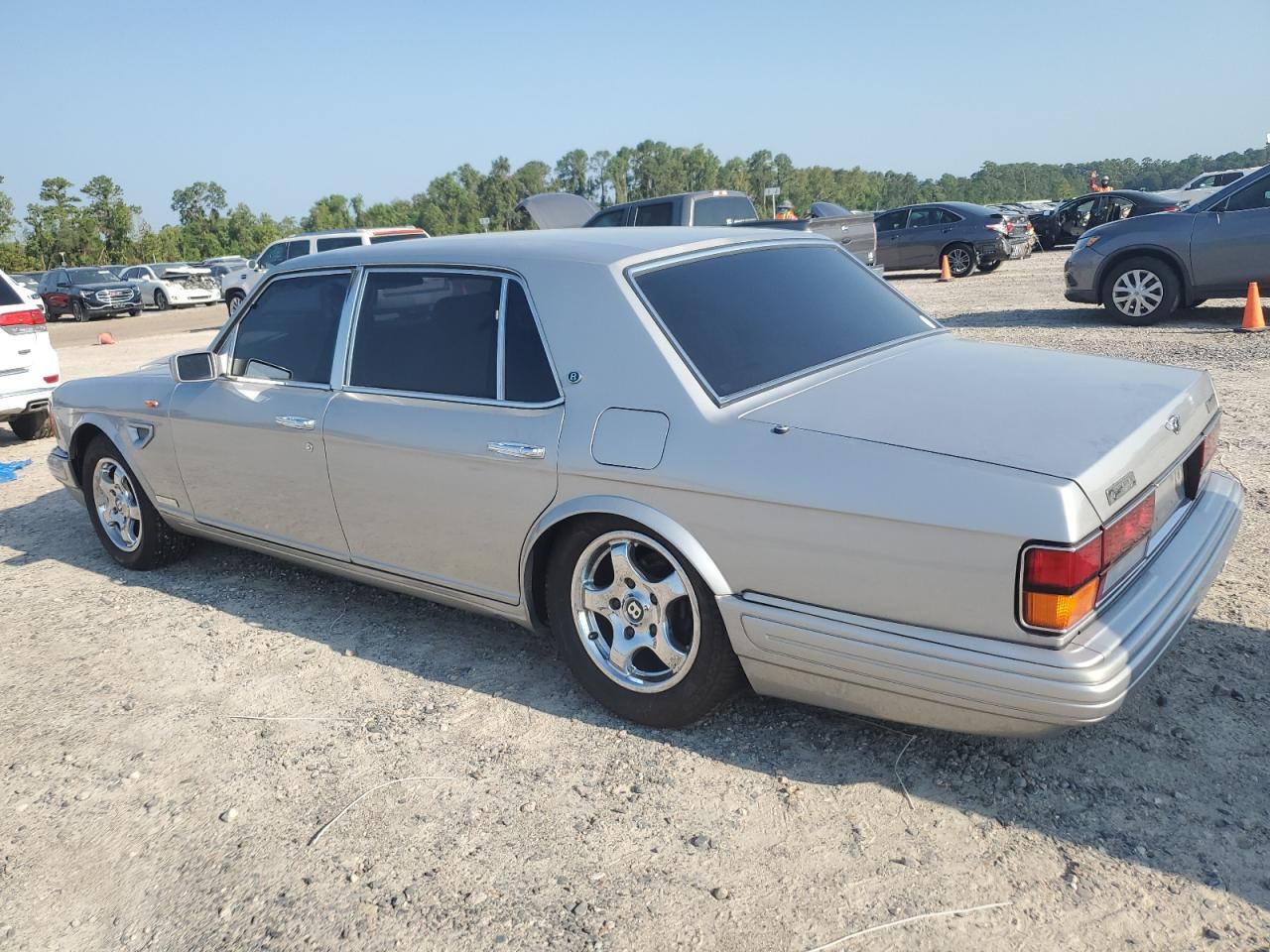 1997 Bentley Turbo R Серебряный vin: SCBZP22C3VCX60129