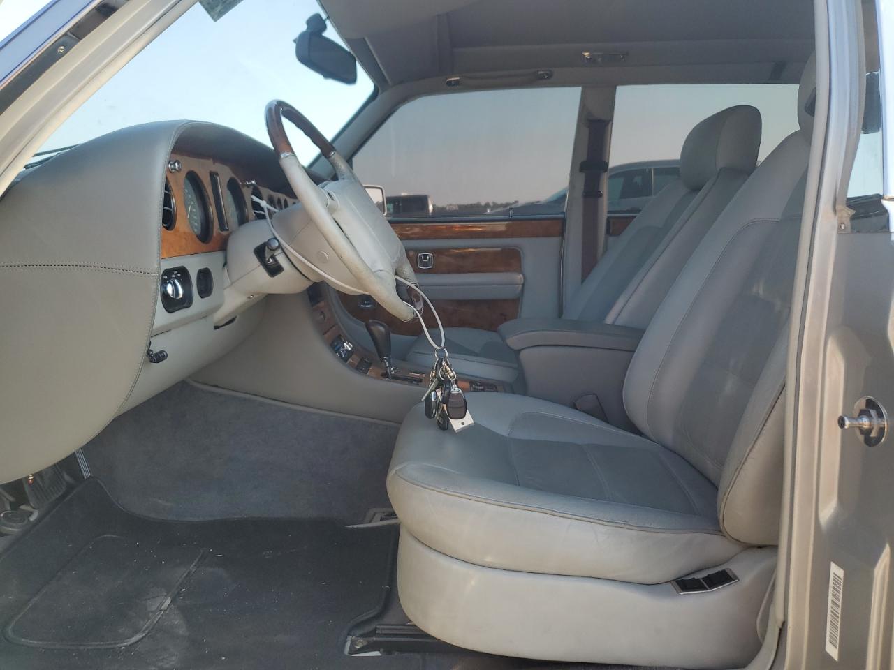 1997 Bentley Turbo R Серебряный vin: SCBZP22C3VCX60129