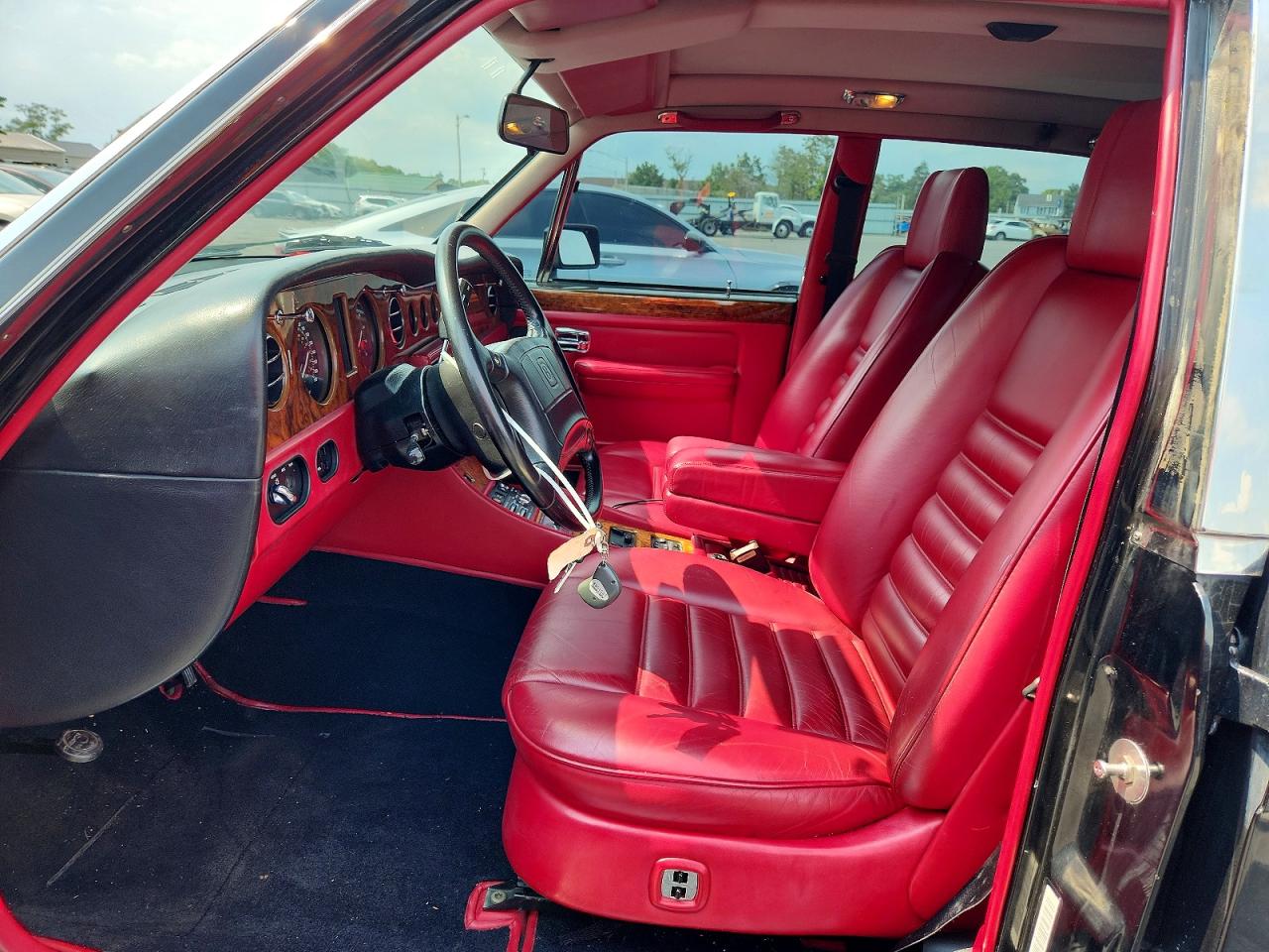 1991 Bentley Turbo R Black vin: SCBZR03D0MCX34737