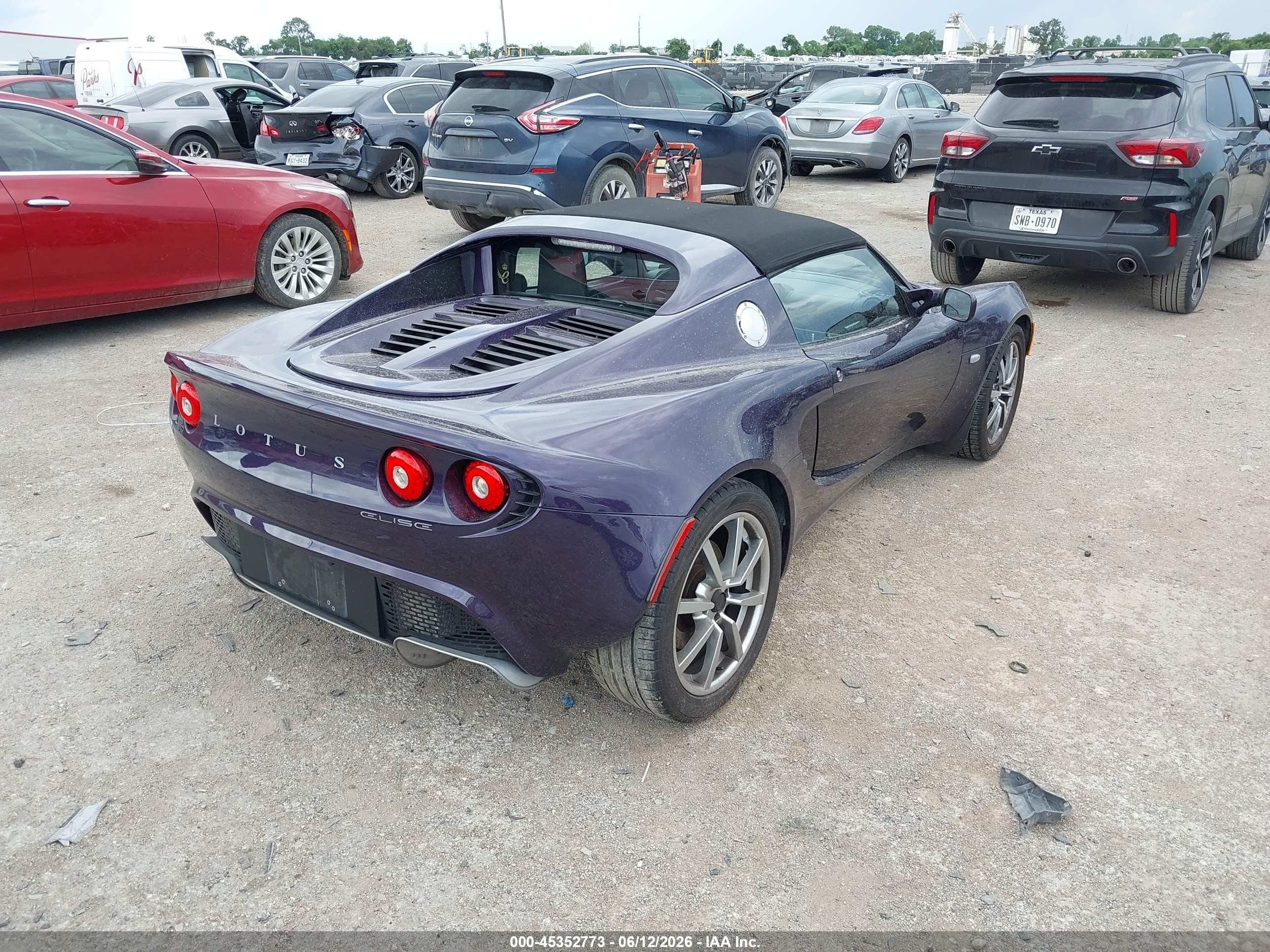 2006 Lotus Elise   Purple vin: SCCPC11106HL30569