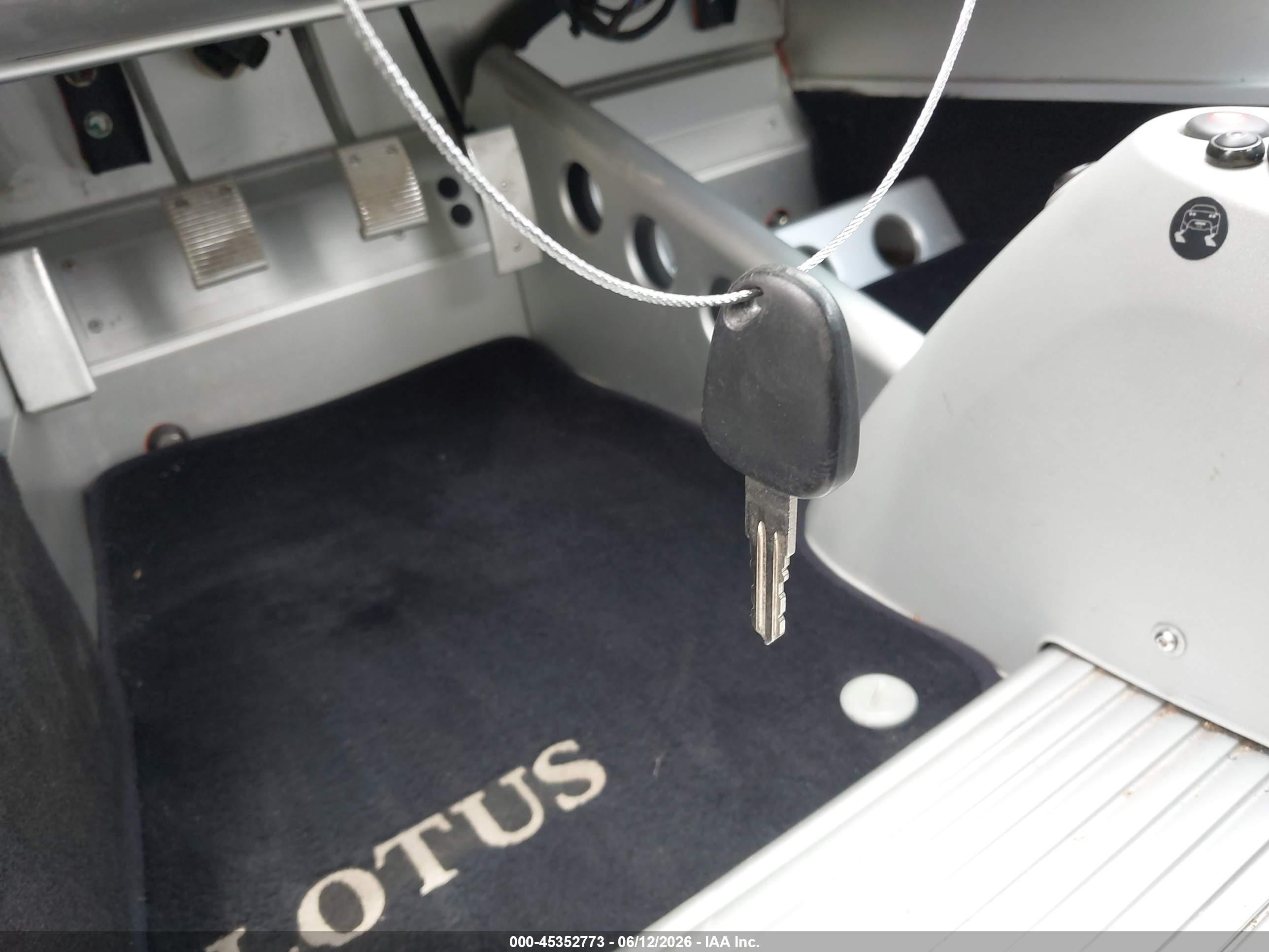 2006 Lotus Elise   Purple vin: SCCPC11106HL30569