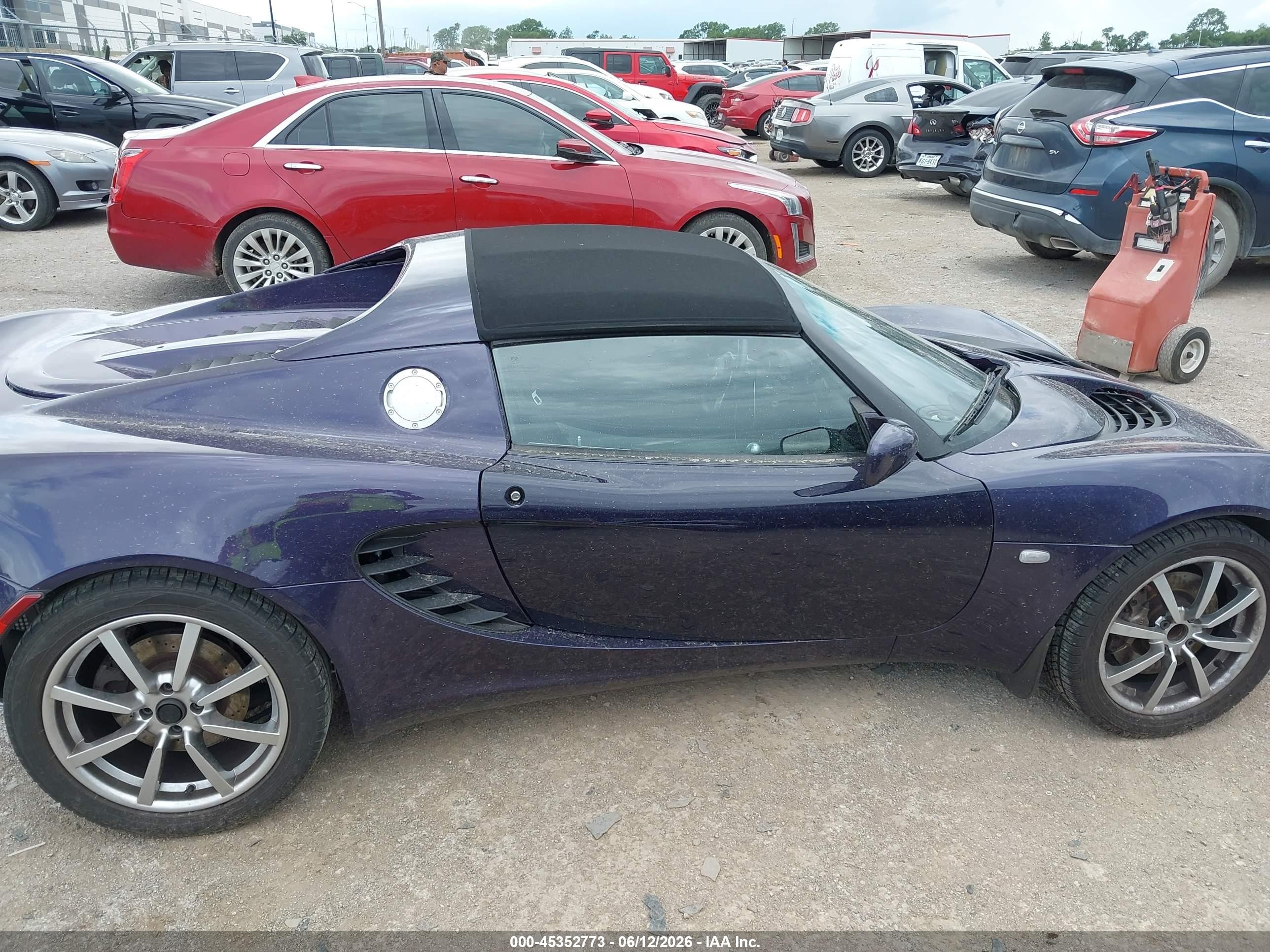 2006 Lotus Elise   Purple vin: SCCPC11106HL30569