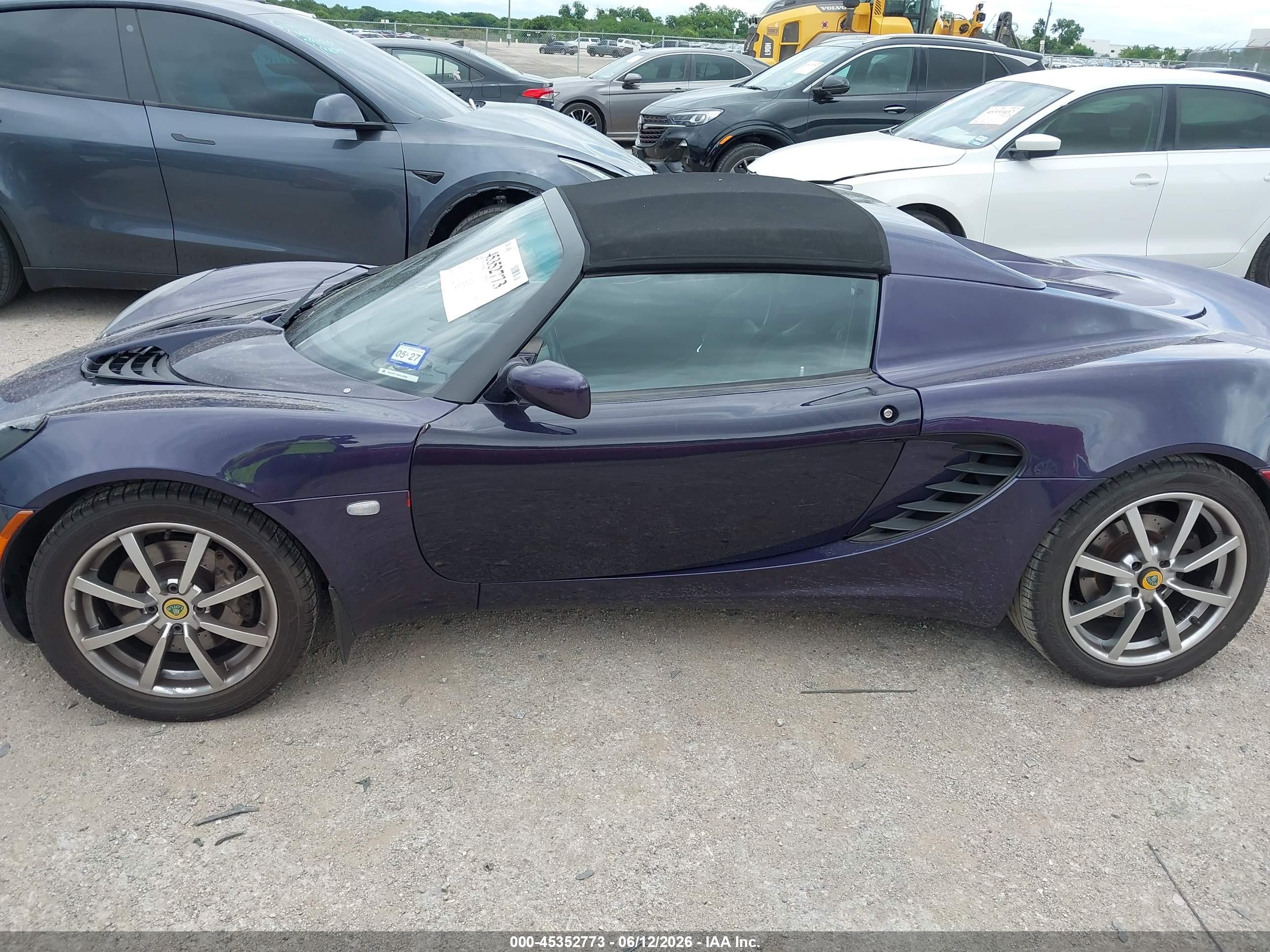 2006 Lotus Elise   Purple vin: SCCPC11106HL30569