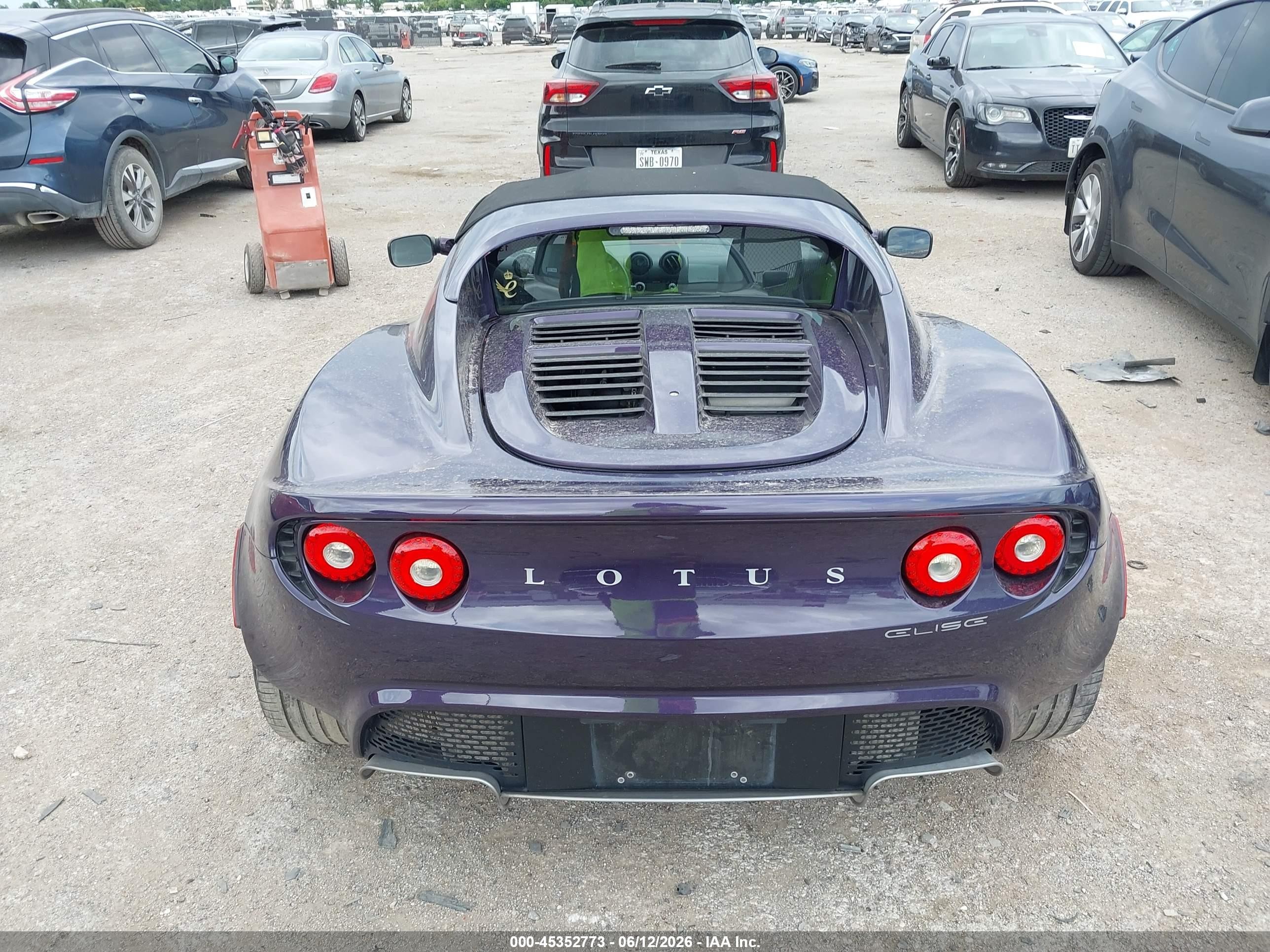 2006 Lotus Elise   Purple vin: SCCPC11106HL30569