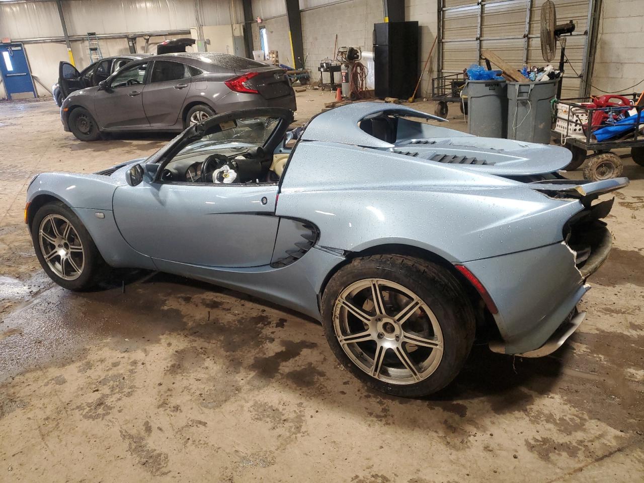 2006 Lotus Elise    Blue vin: SCCPC11126HL30430