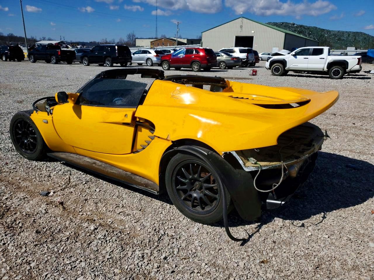 2005 Lotus Elise Yellow vin: SCCPC11185HL33279
