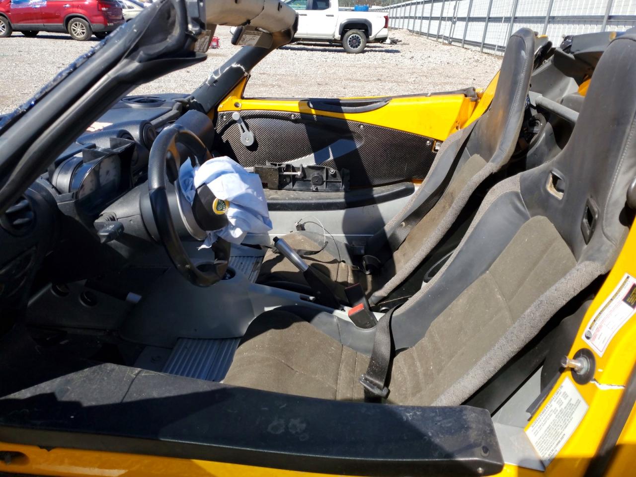 2005 Lotus Elise Yellow vin: SCCPC11185HL33279