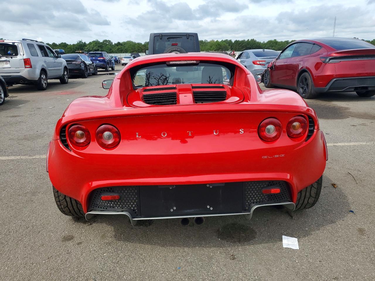 2005 Lotus Elise Red vin: SCCPC111X5HL35017