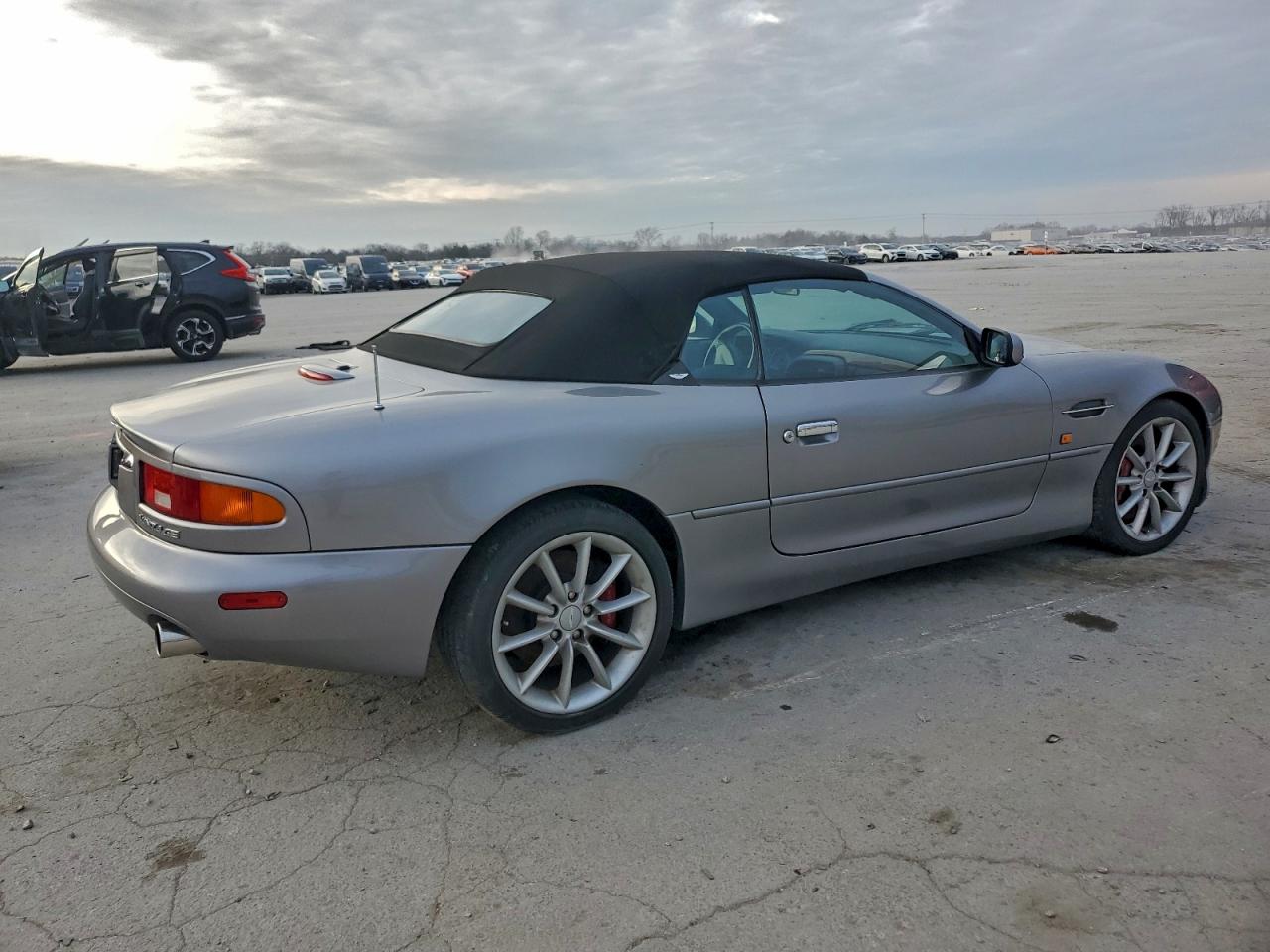 2002 Aston Martin Db7 Vantage Серебряный vin: SCFAB42392K402475