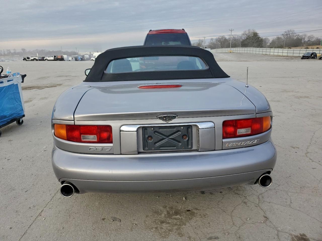 2002 Aston Martin Db7 Vantage Серебряный vin: SCFAB42392K402475
