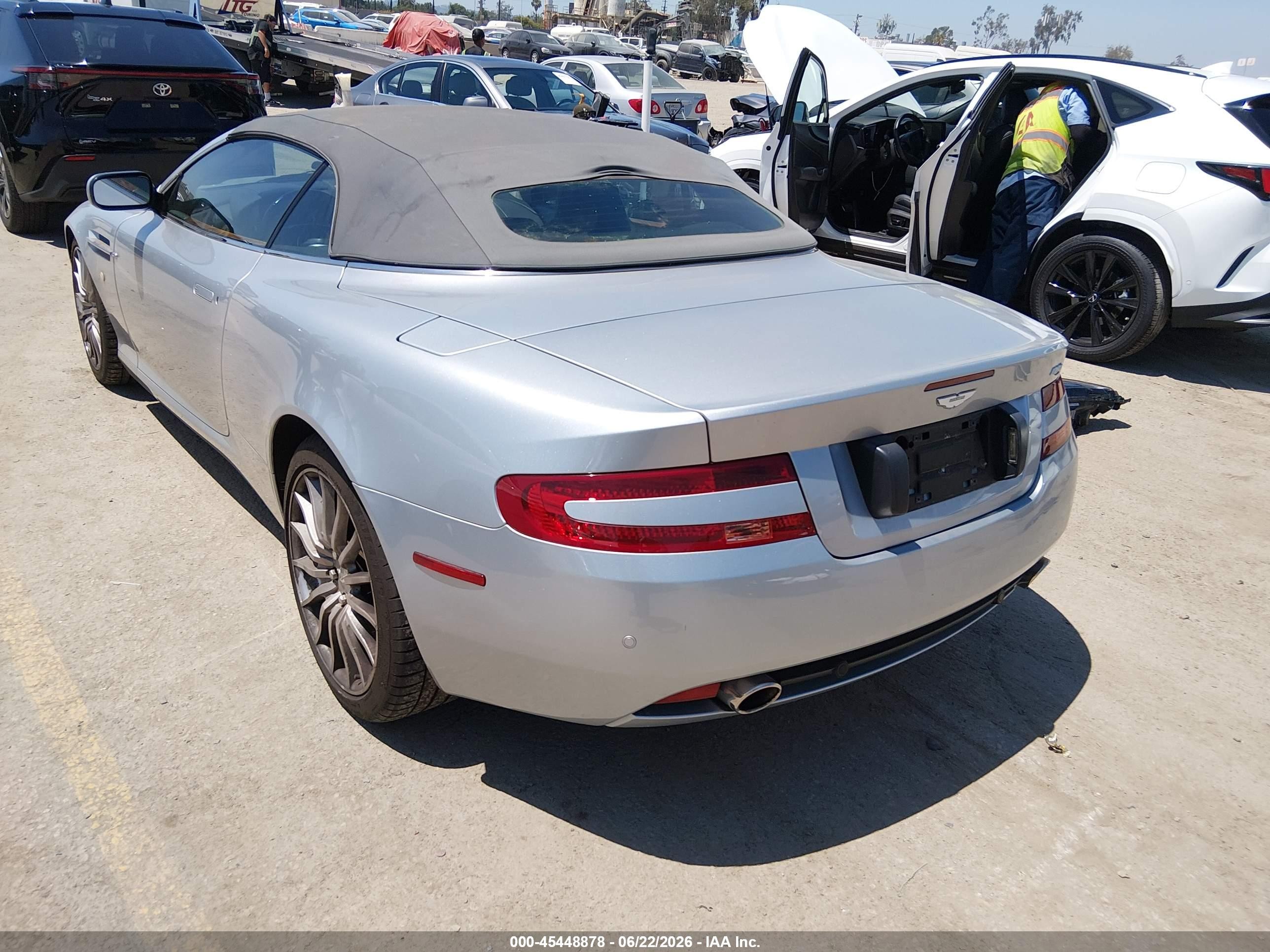 2006 Aston Martin Db9 Volante Серебряный vin: SCFAD02A26GB05268