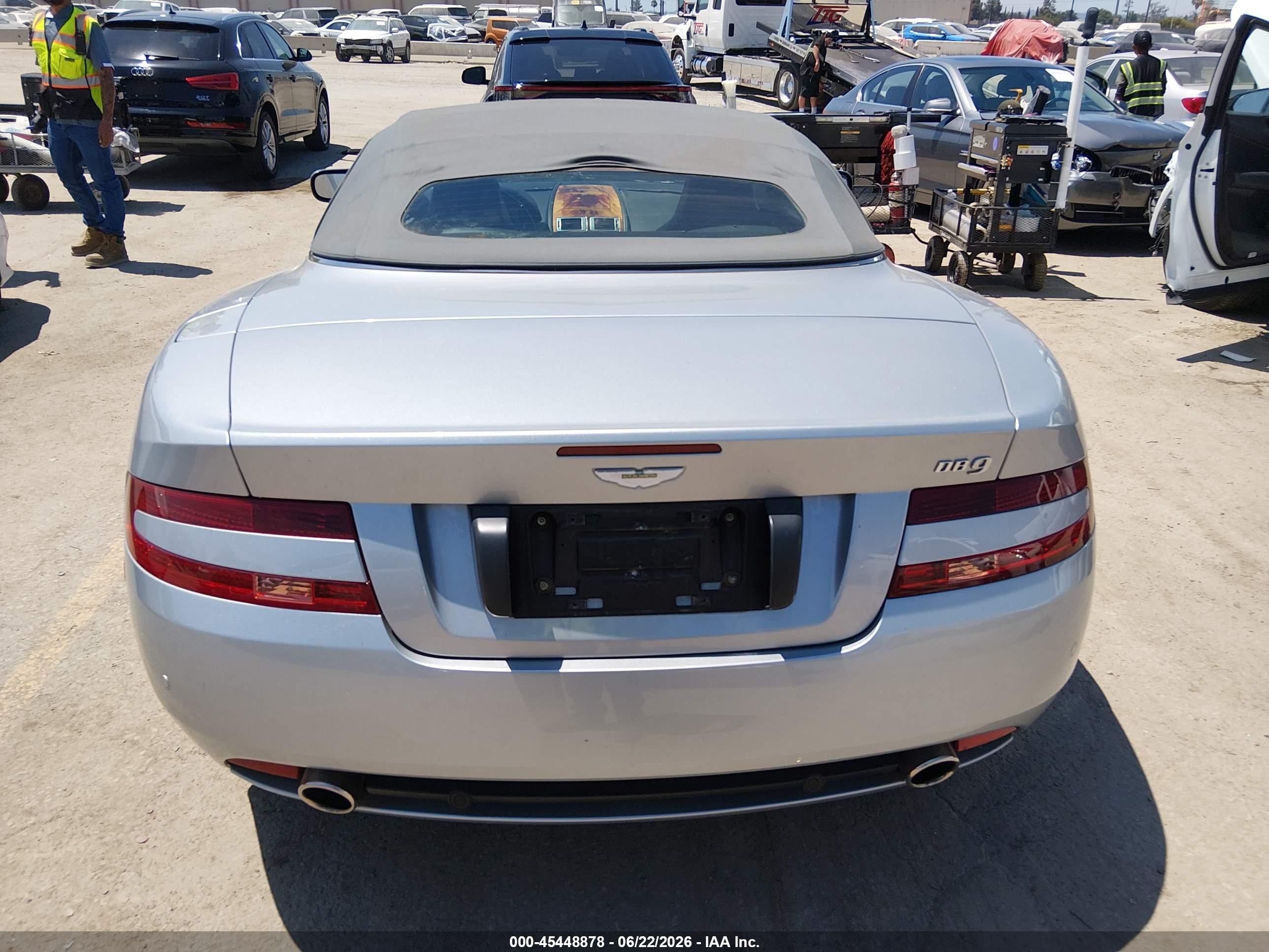 2006 Aston Martin Db9 Volante Серебряный vin: SCFAD02A26GB05268