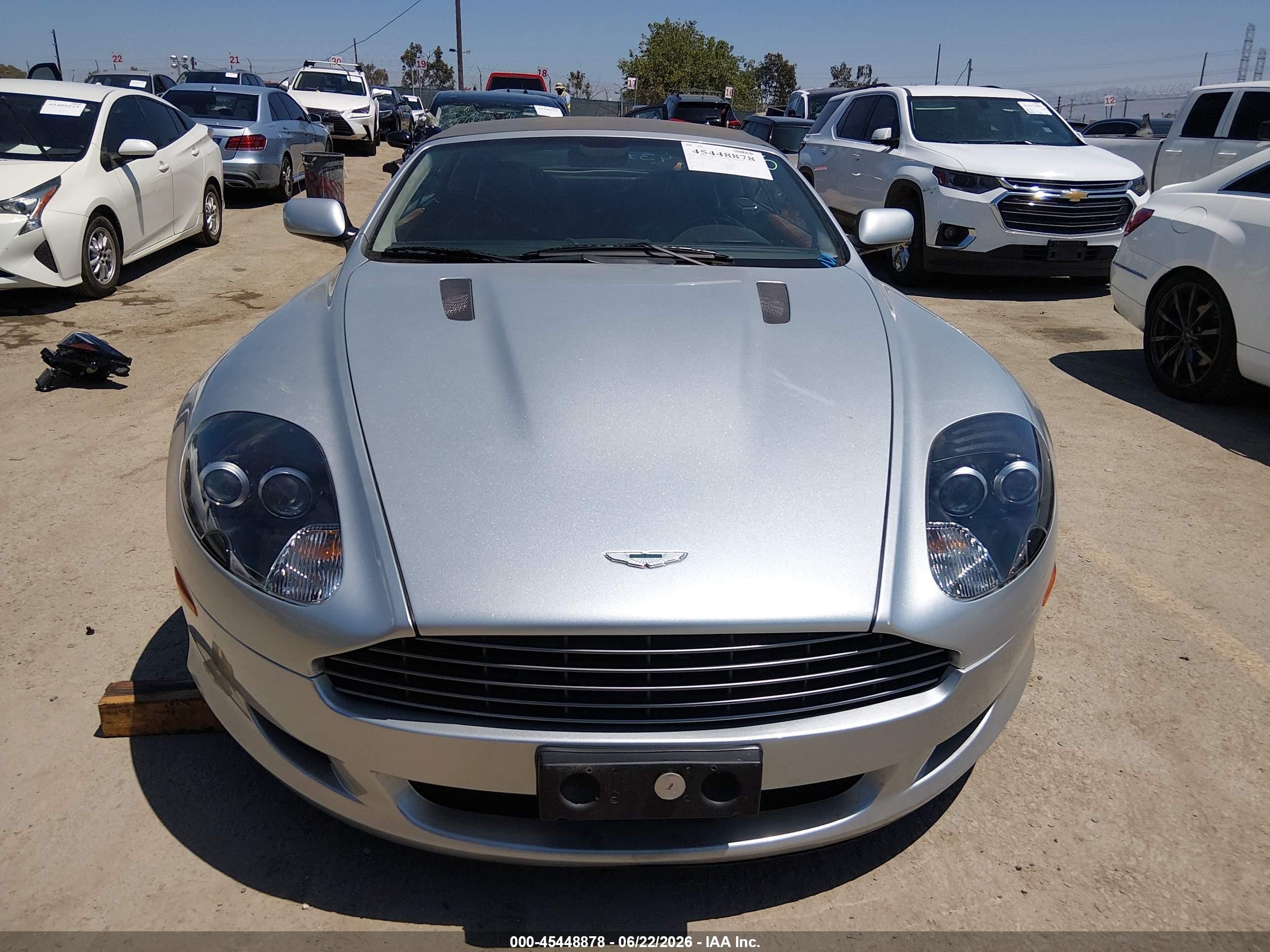 2006 Aston Martin Db9 Volante Серебряный vin: SCFAD02A26GB05268