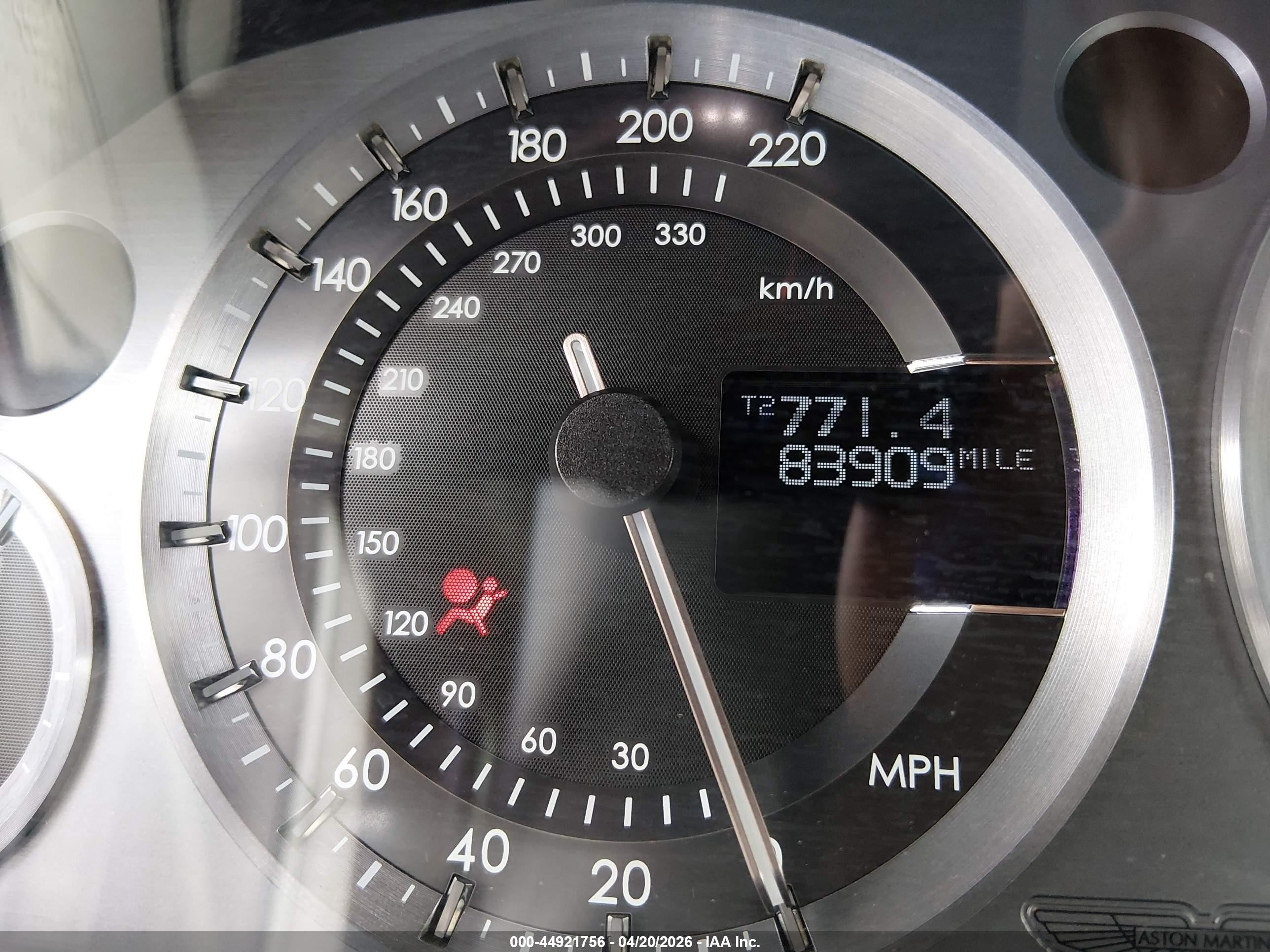 2006 Aston Martin V8 Vantage   Серый vin: SCFBB03BX6GC01747
