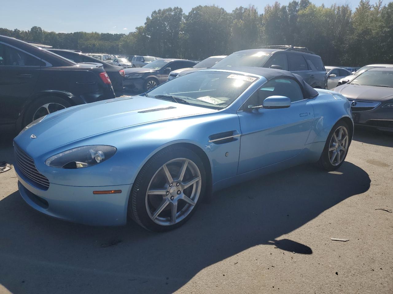 2008 Aston Martin V8 Vantage Blue vin: SCFBF04B18GD09731