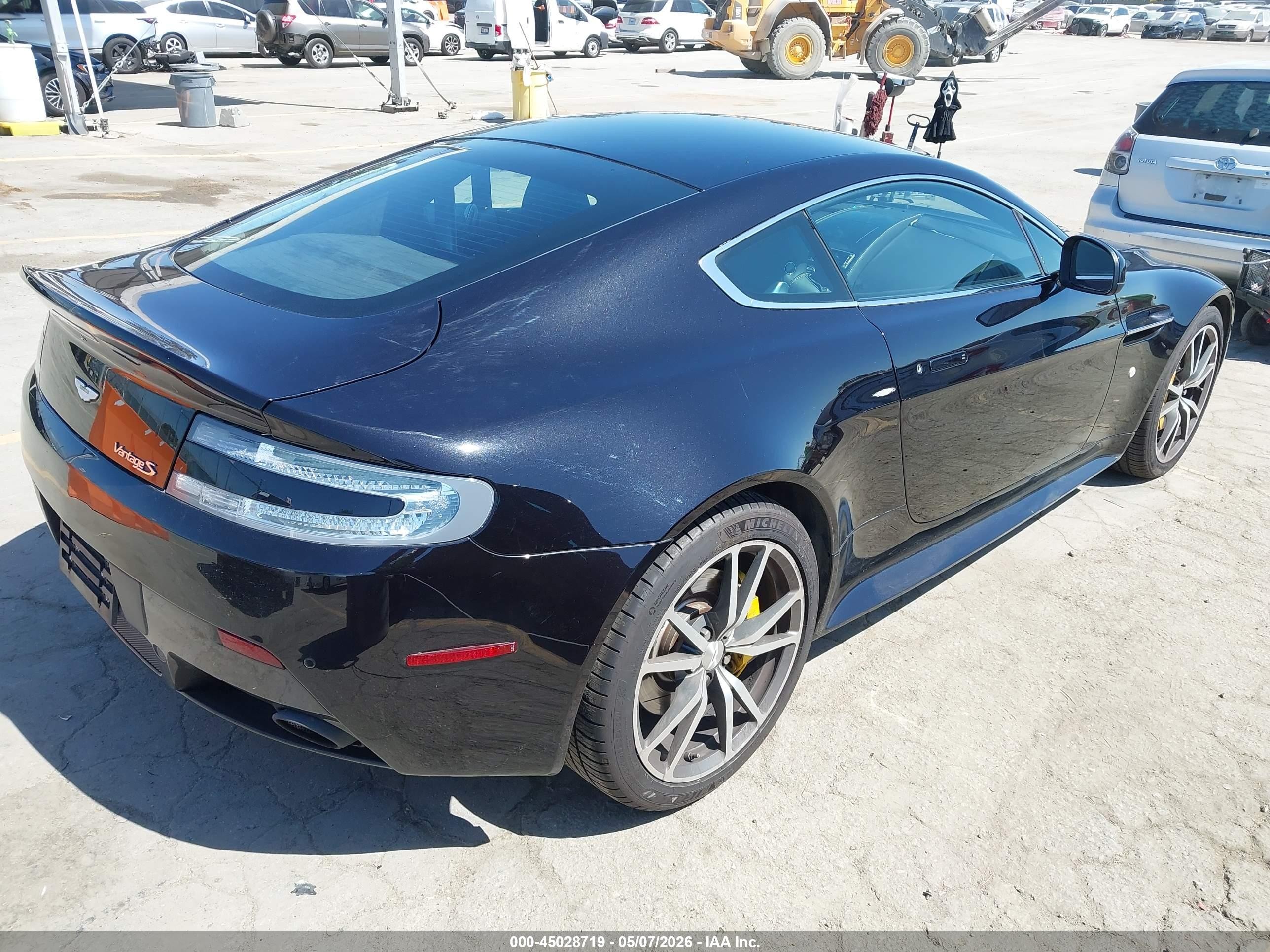 2013 Aston Martin V8 Vantage S Черный vin: SCFEBBDL8DGC17765
