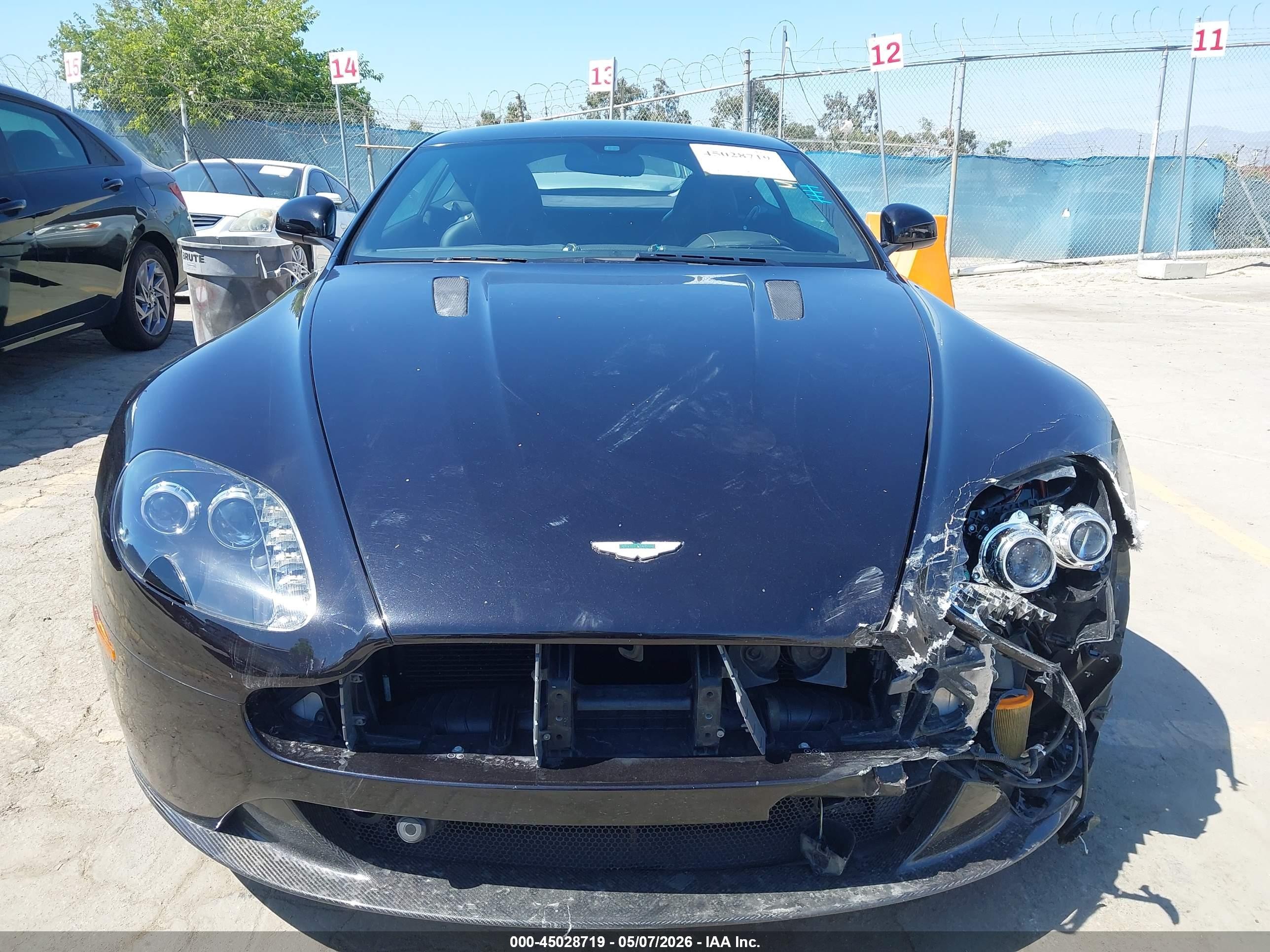 2013 Aston Martin V8 Vantage S Черный vin: SCFEBBDL8DGC17765