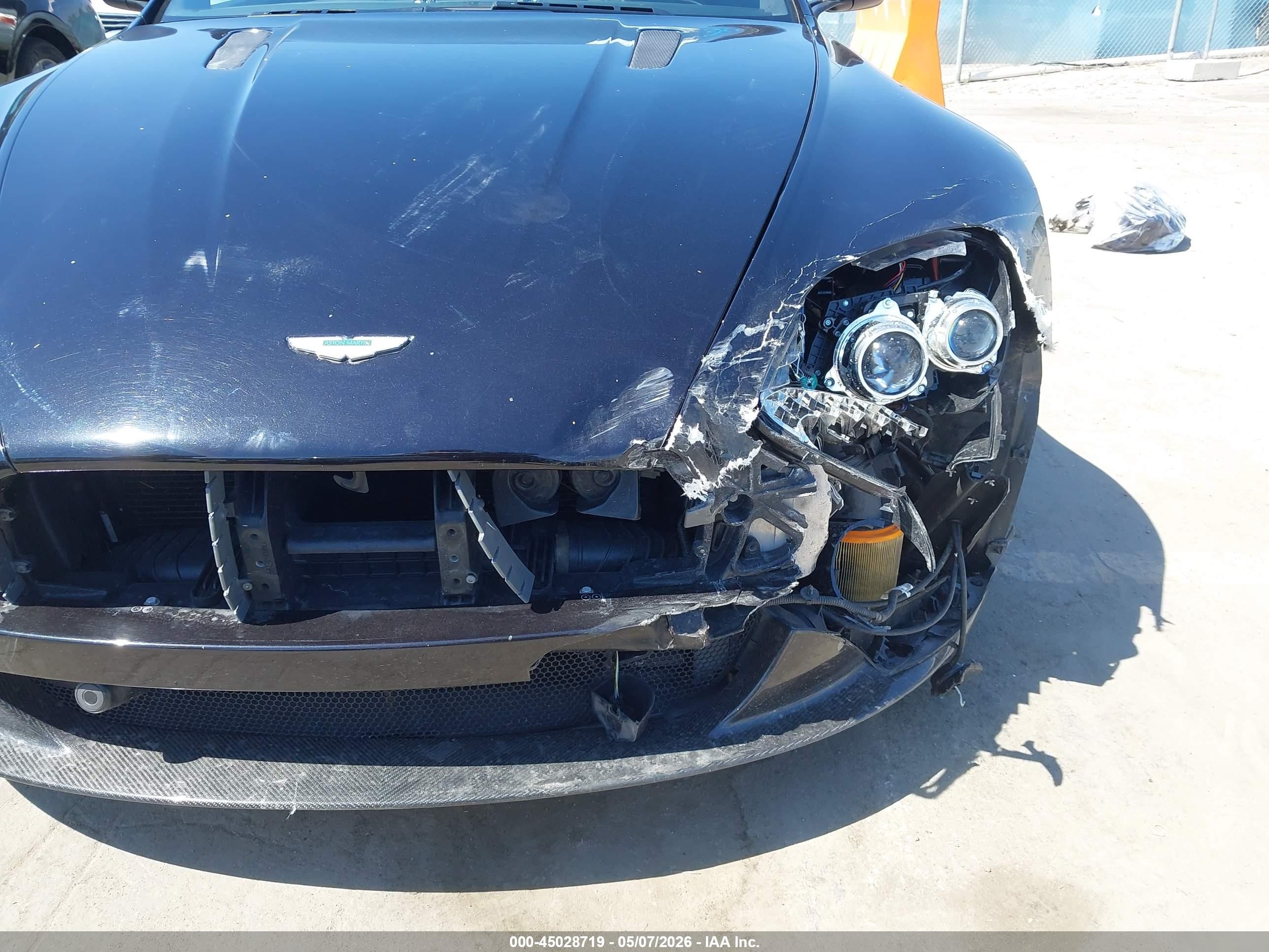 2013 Aston Martin V8 Vantage S Черный vin: SCFEBBDL8DGC17765