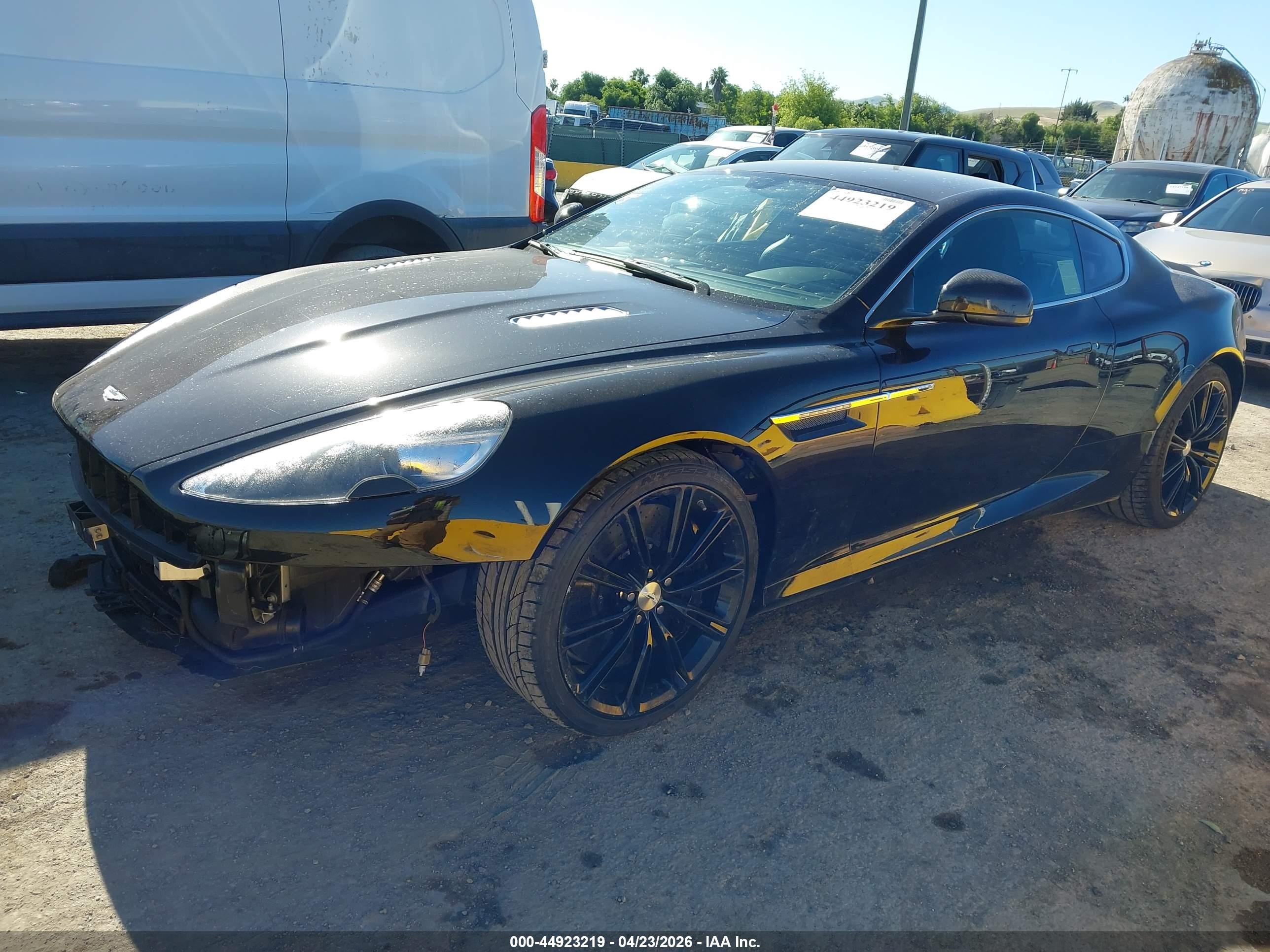 2013 Aston Martin Db9   Черный vin: SCFFDAAM8DGA14722