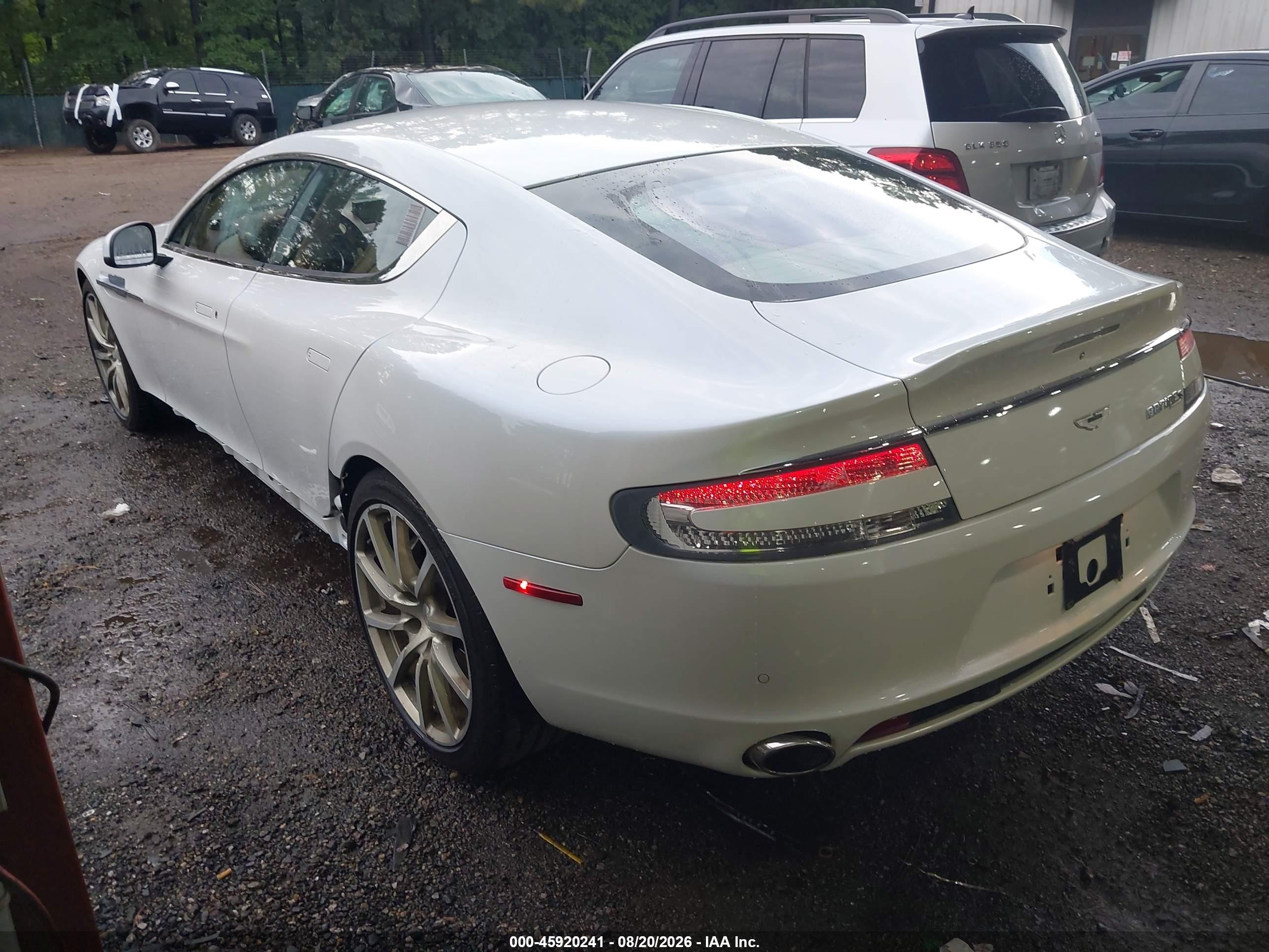 2015 Aston Martin Rapide S   White vin: SCFHMDBS1FGF04669