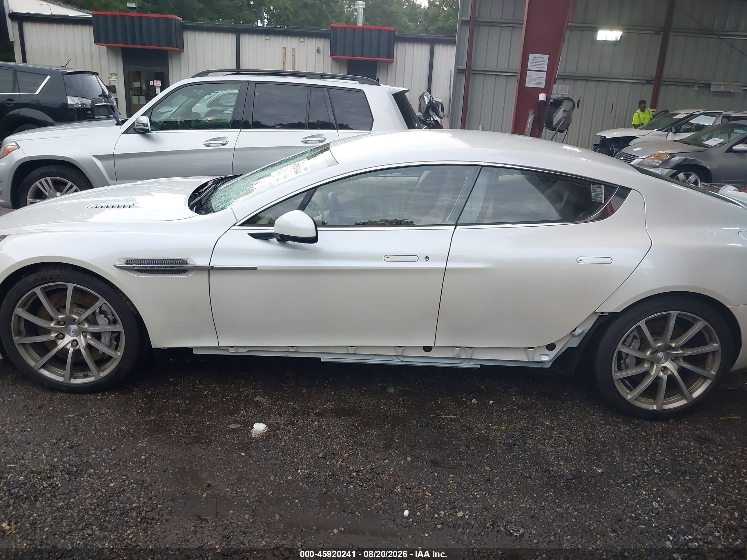 2015 Aston Martin Rapide S   White vin: SCFHMDBS1FGF04669