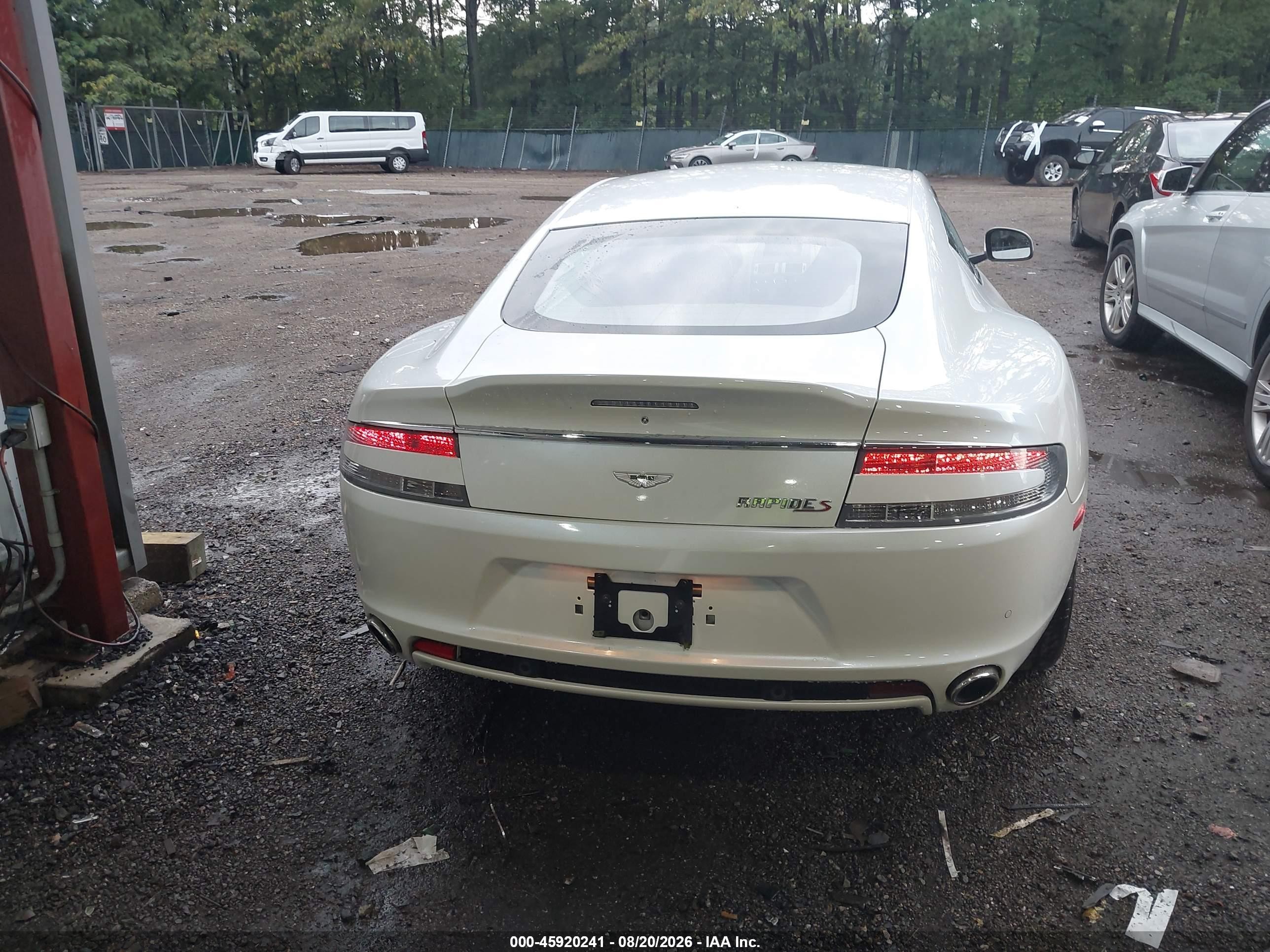 2015 Aston Martin Rapide S   White vin: SCFHMDBS1FGF04669