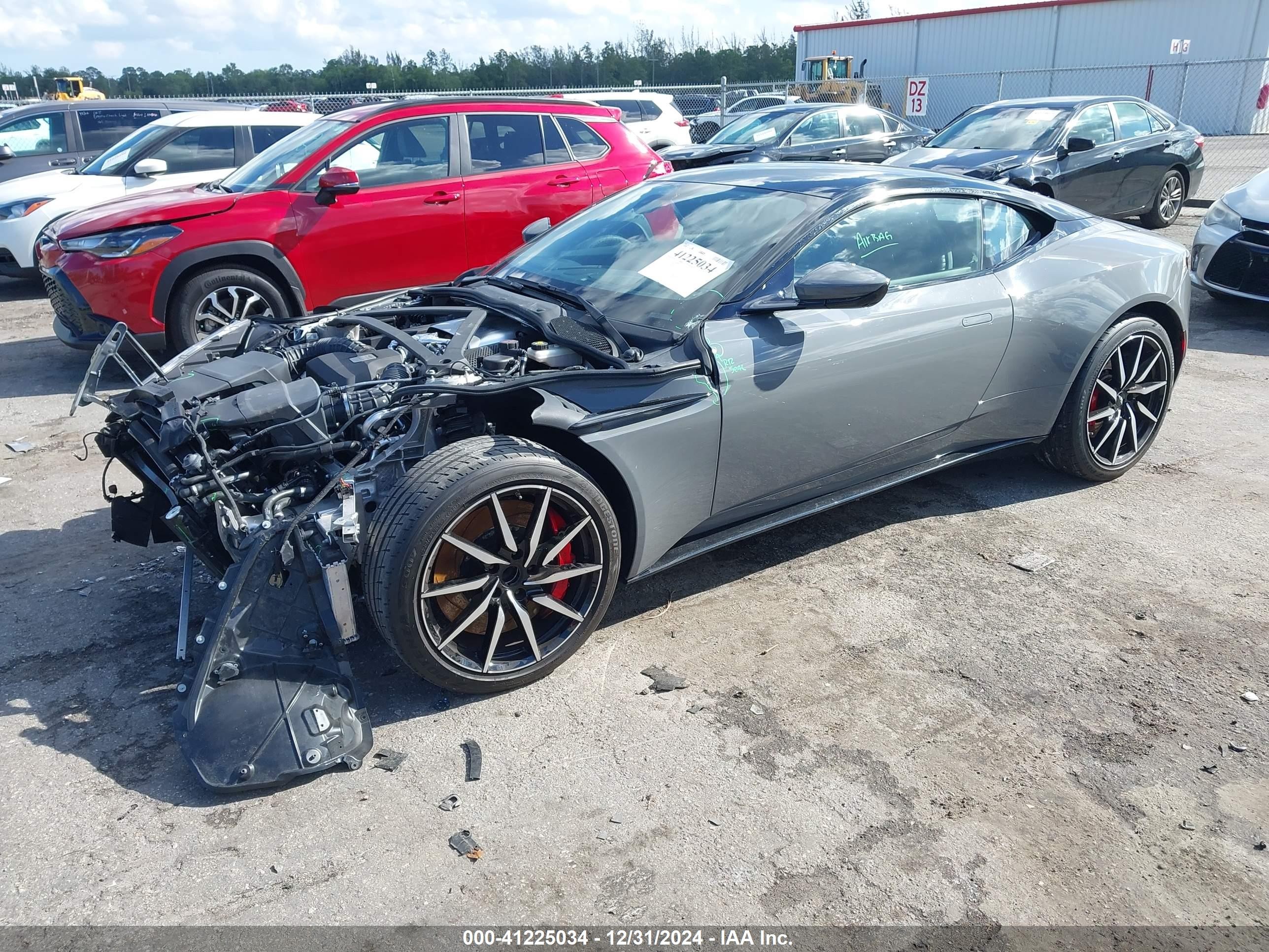 2020 Aston Martin Db11   Серый vin: SCFRMFAW5LGL09977