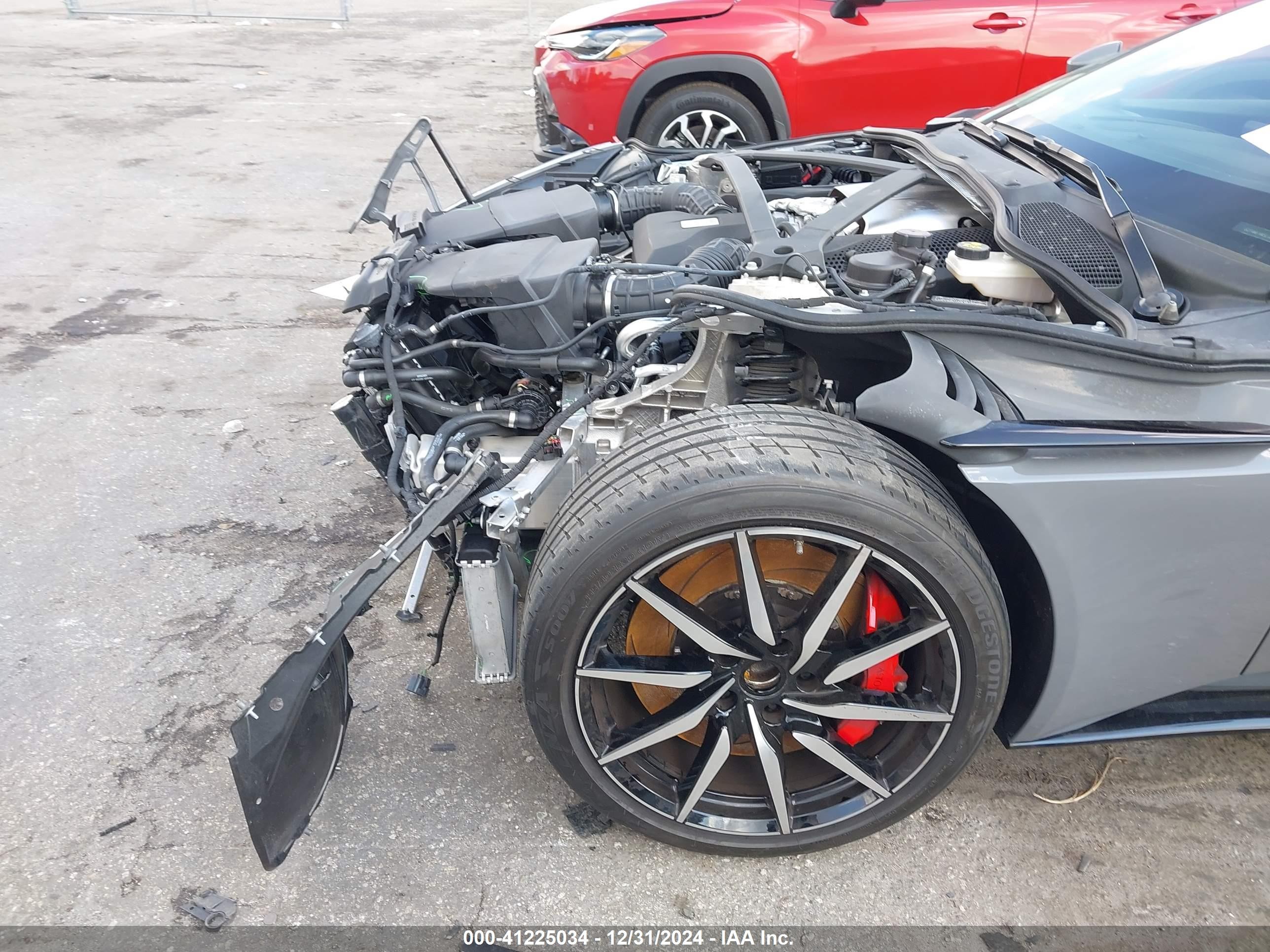 2020 Aston Martin Db11   Серый vin: SCFRMFAW5LGL09977