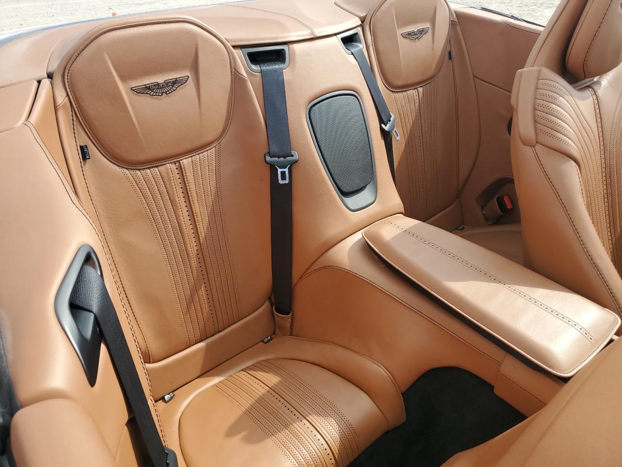 2020 Aston Martin Db11  Белый vin: SCFRMFCWXLGM09361