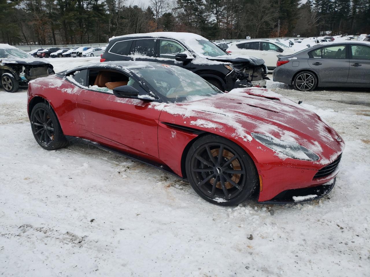 2020 Aston Martin Db11 Amr Красный vin: SCFRMFEV2LGL08979