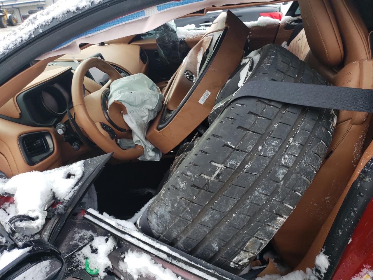 2020 Aston Martin Db11 Amr Красный vin: SCFRMFEV2LGL08979