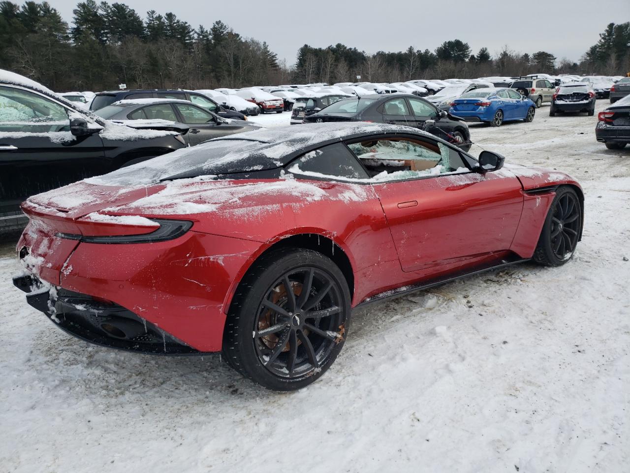 2020 Aston Martin Db11 Amr Красный vin: SCFRMFEV2LGL08979