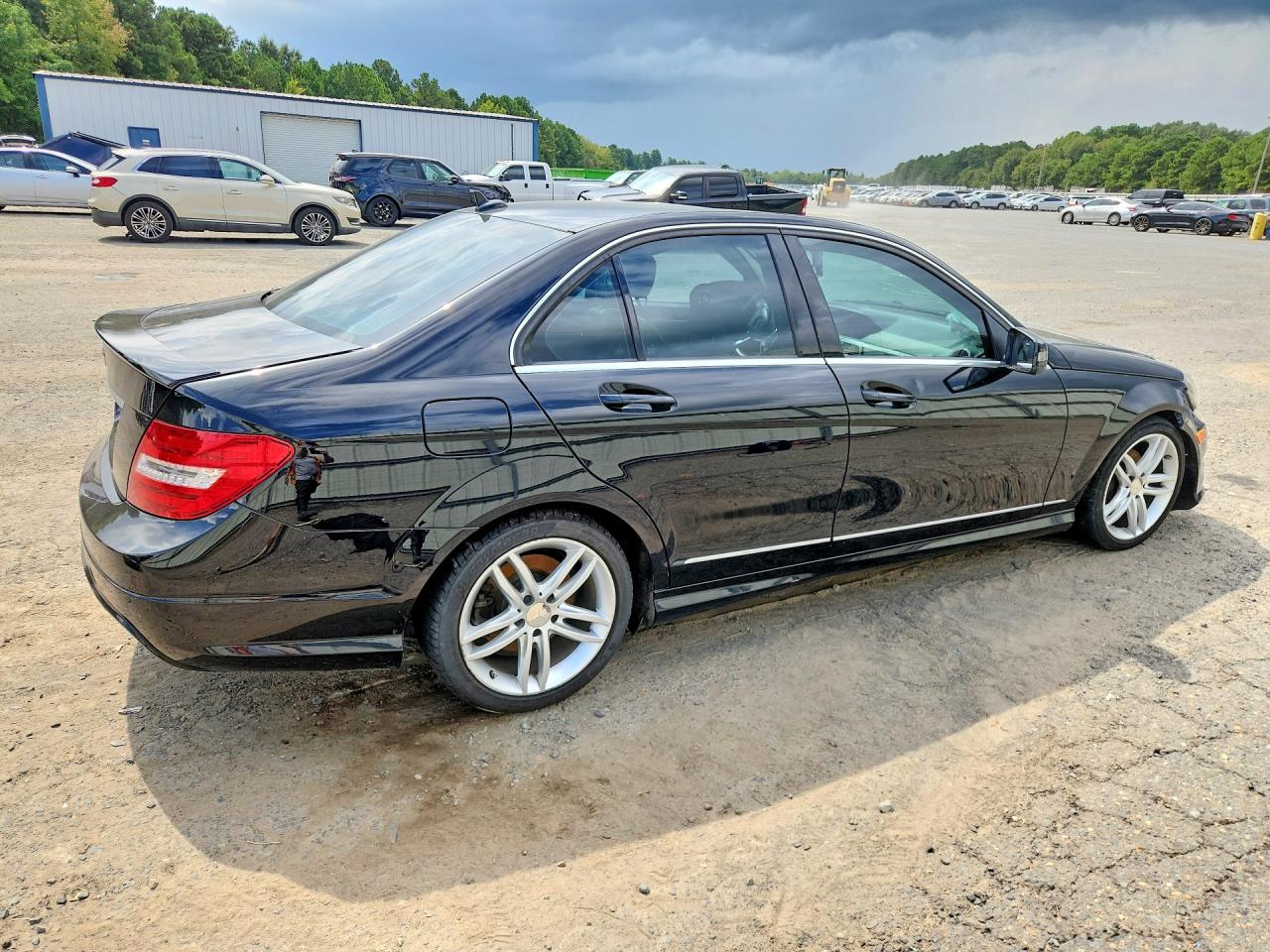 2013 Mercedes-benz C 250 Black vin: WDDGF4HB9DR269941