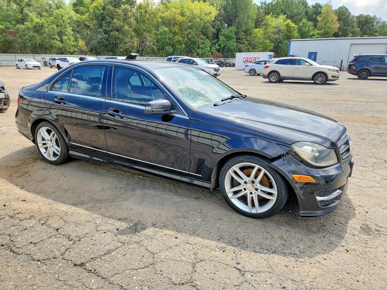 2013 Mercedes-benz C 250 Black vin: WDDGF4HB9DR269941
