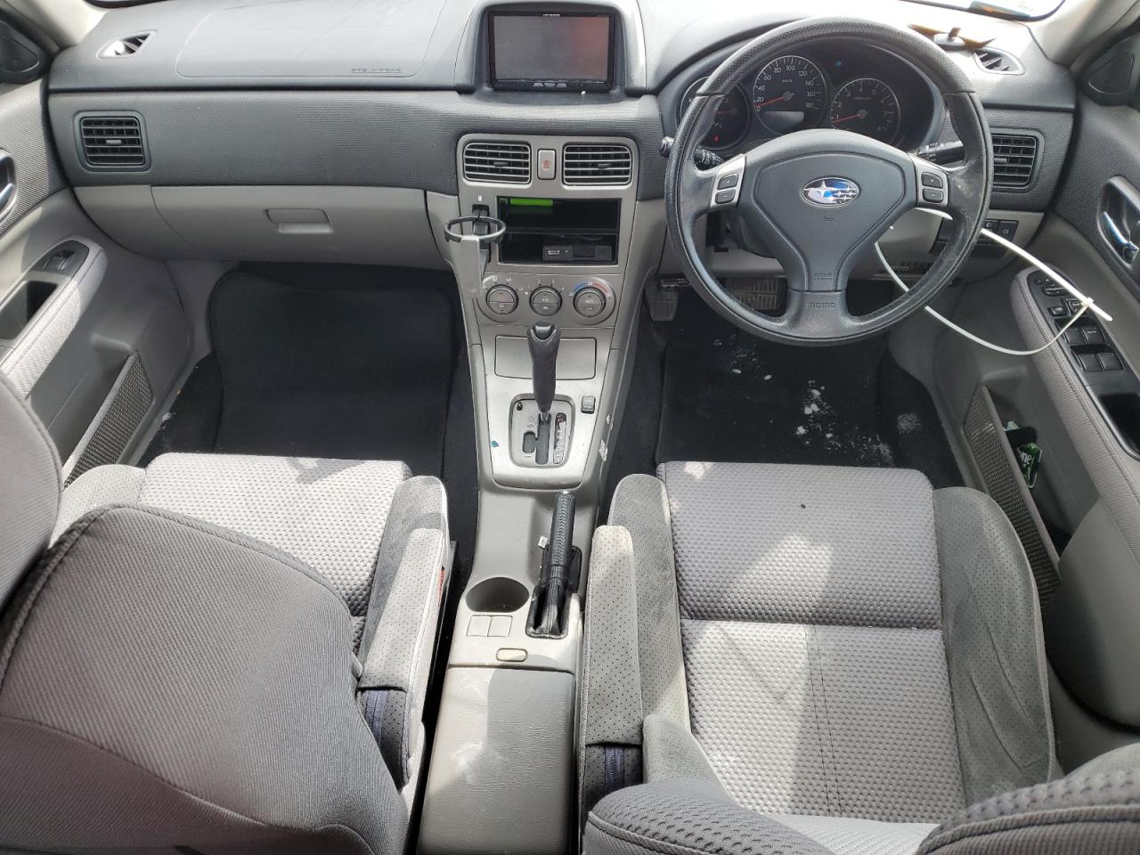 2004 Subaru Forester Silver vin: SG5066191
