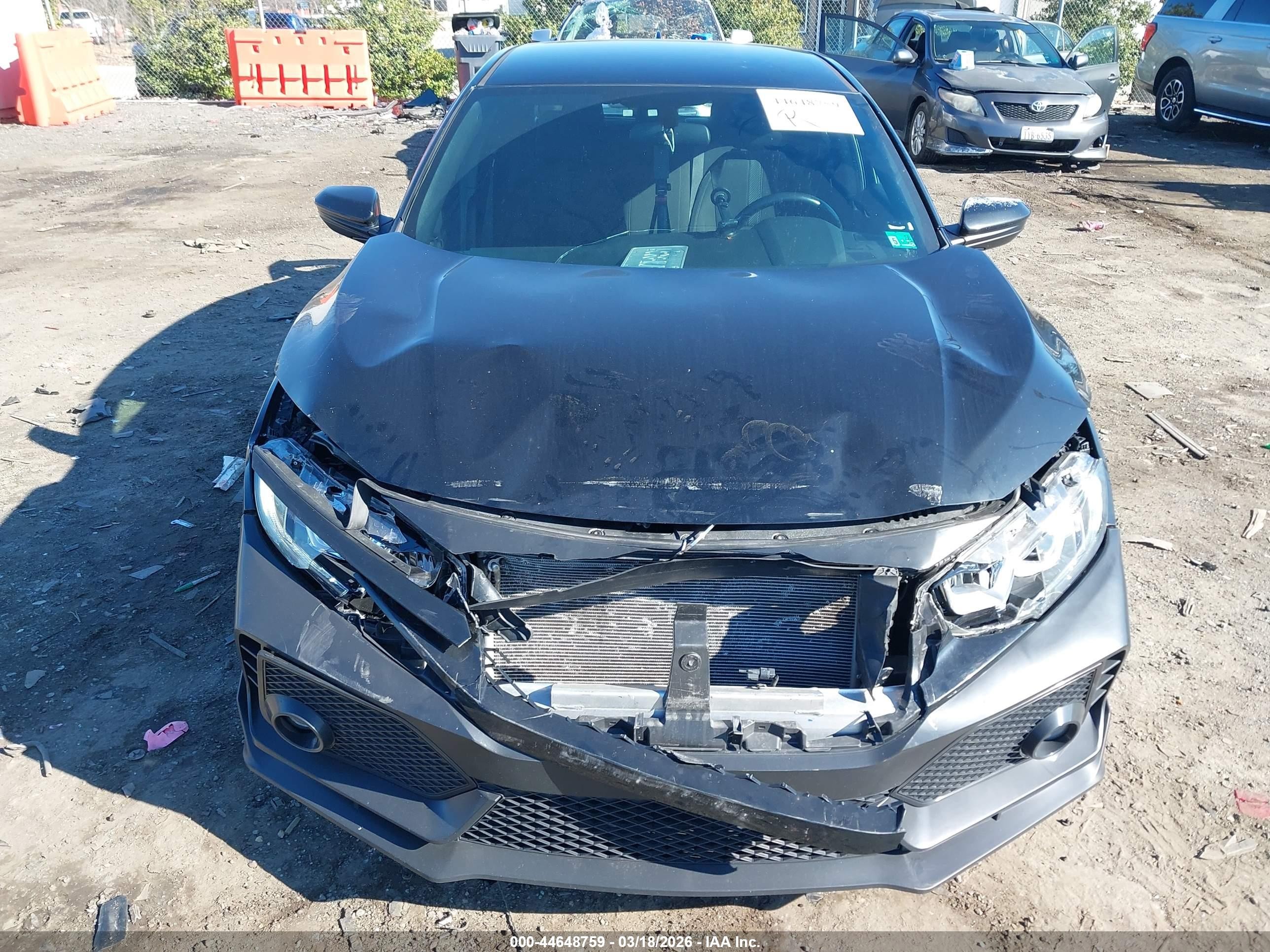 2018 Honda Civic Sport Black vin: SHHFK7G44JU215338