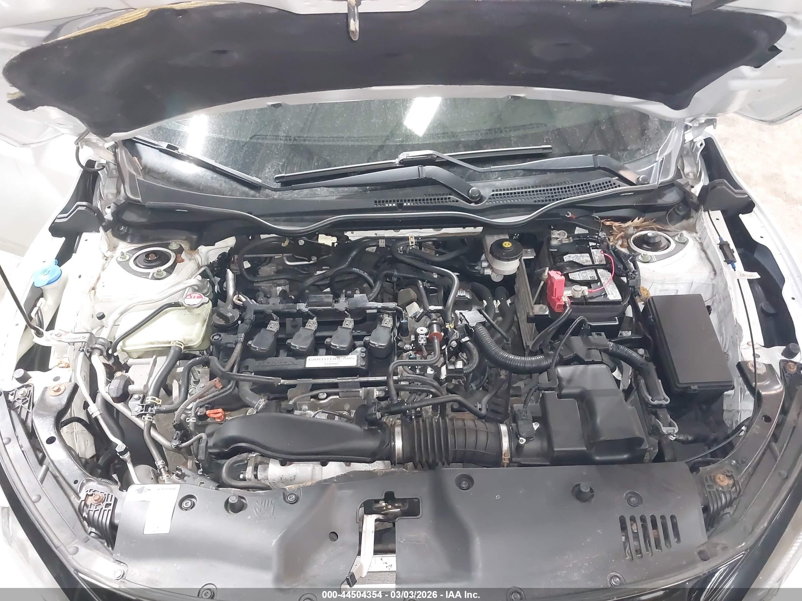 2018 Honda Civic Sport White vin: SHHFK7G4XJU214789