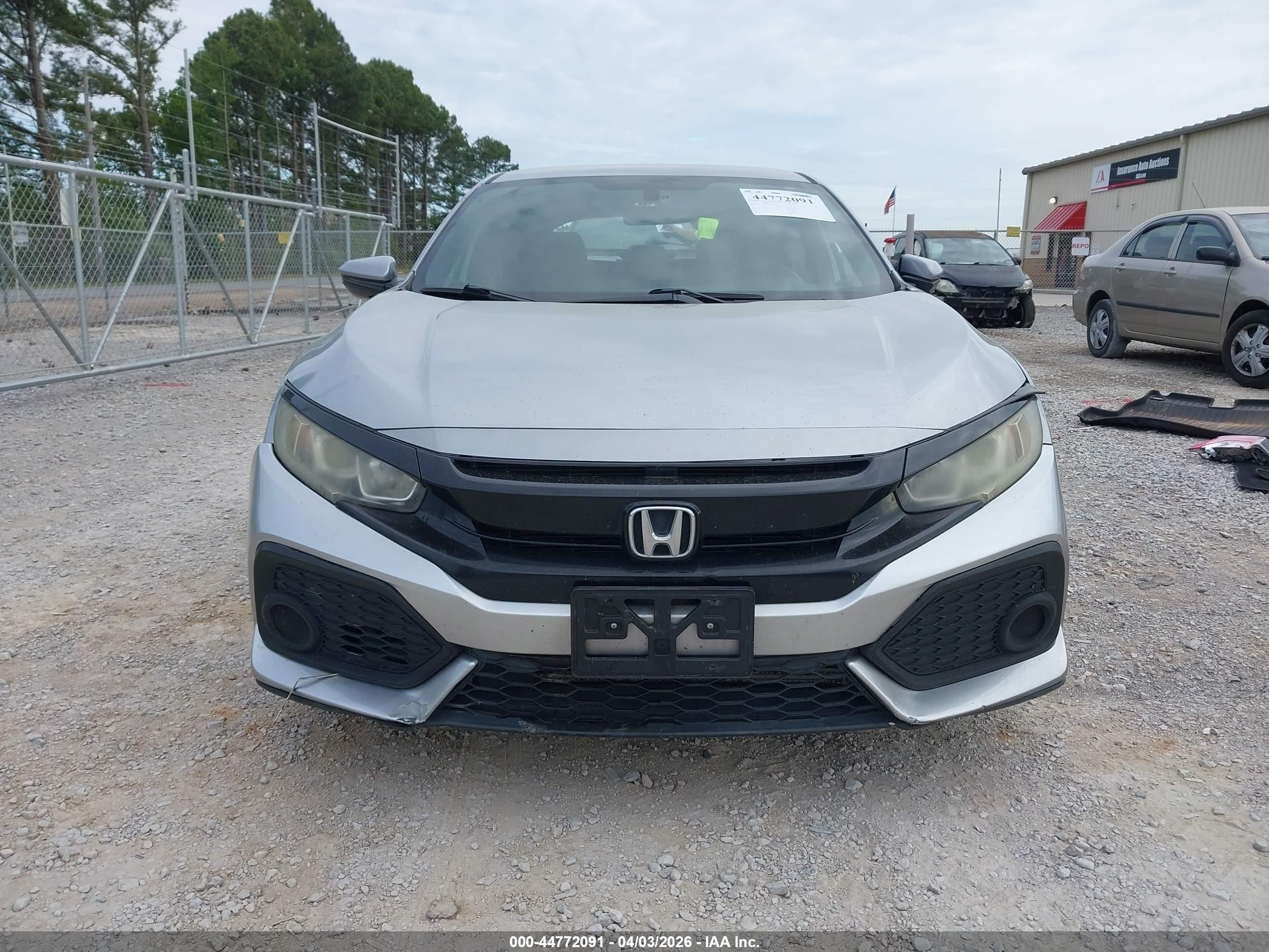 2017 Honda Civic Lx Серый vin: SHHFK7H26HU415662