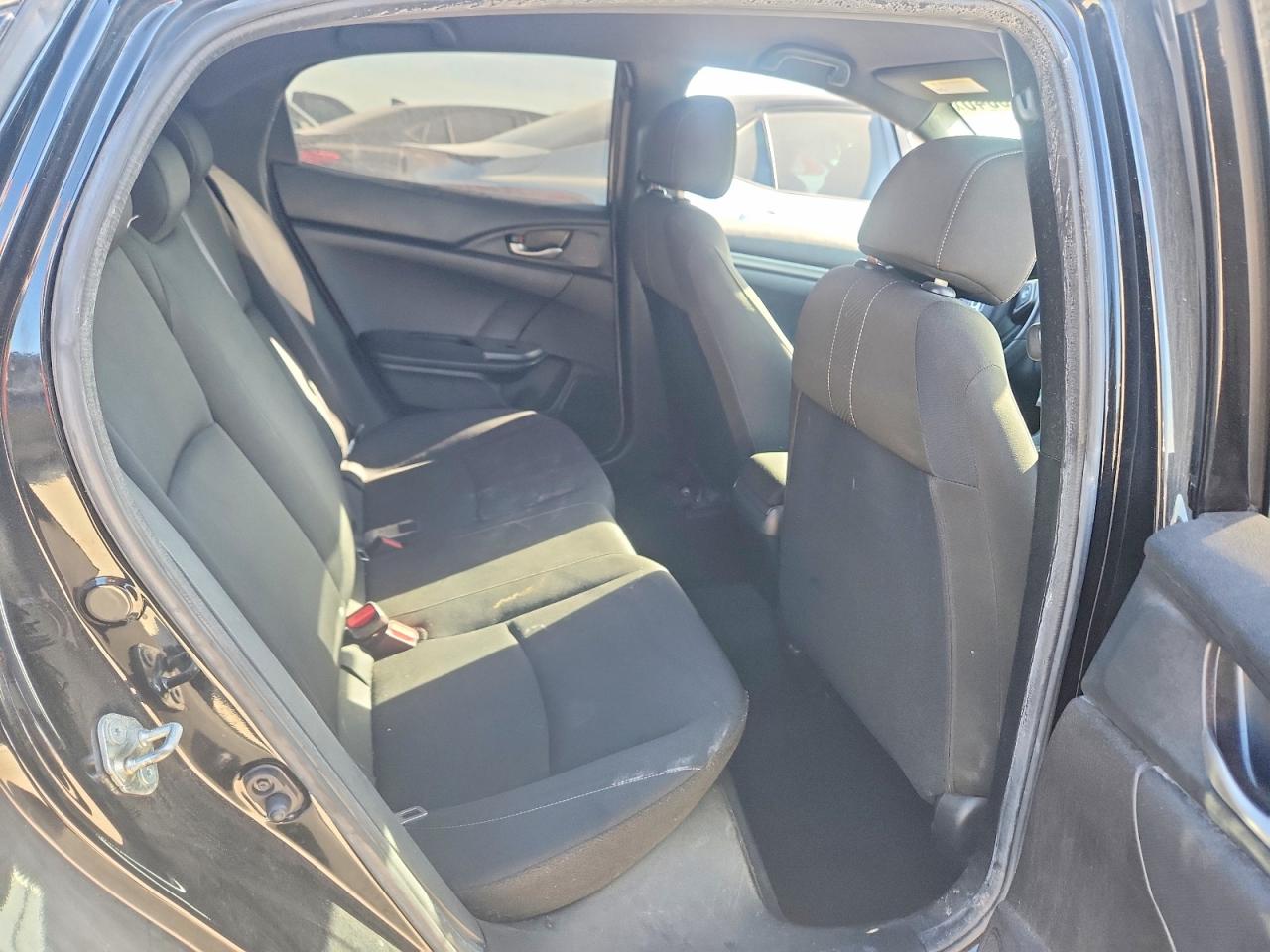 2018 Honda Civic Lx Black vin: SHHFK7H26JU410015