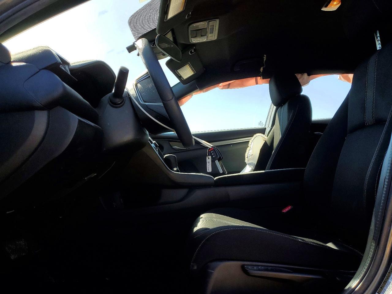 2018 Honda Civic Lx Серебряный vin: SHHFK7H32JU301012