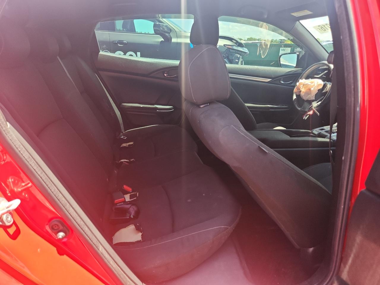 2017 Honda Civic Sport Red vin: SHHFK7H41HU225785
