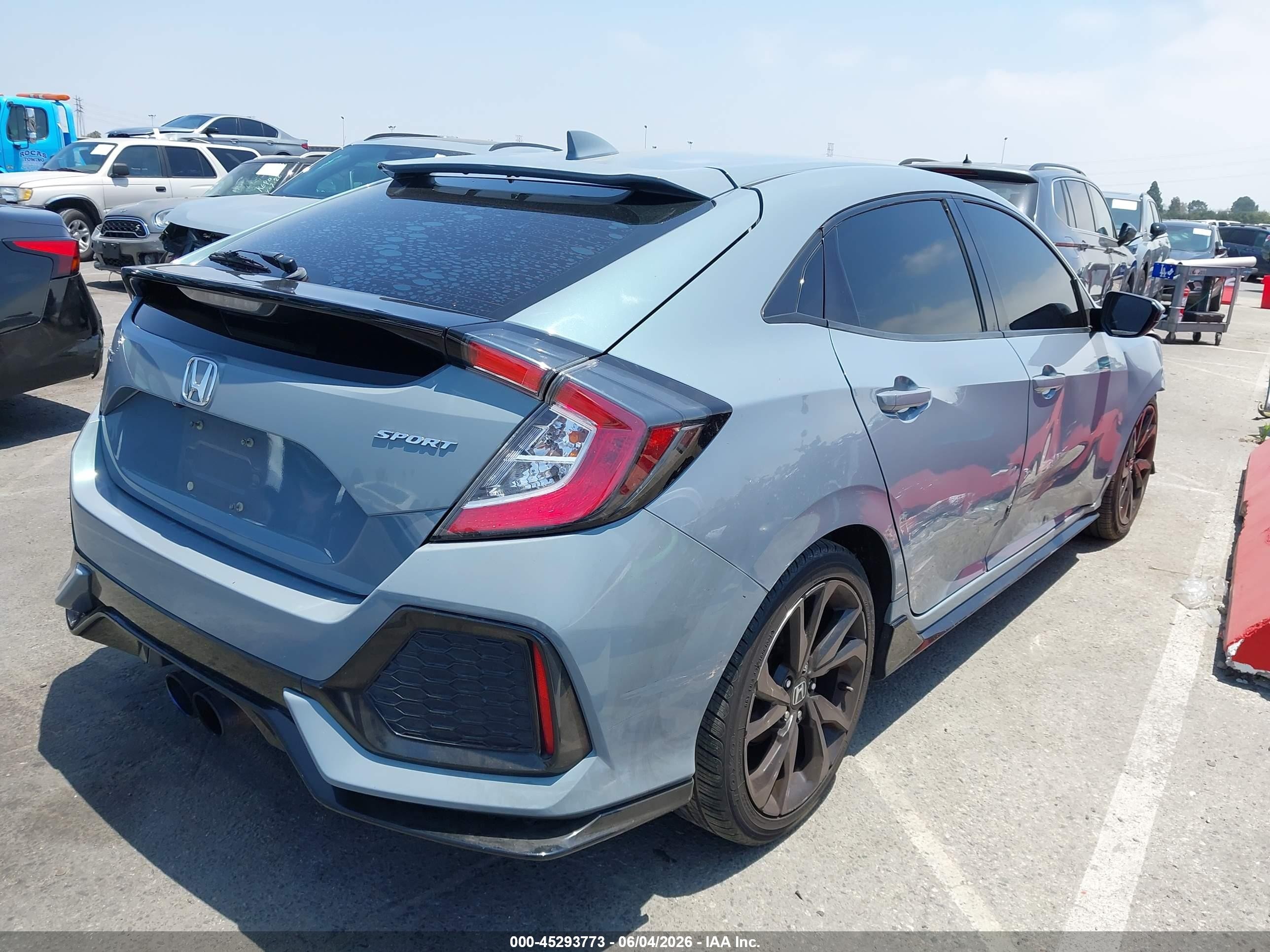 2018 Honda Civic Sport Gray vin: SHHFK7H41JU416628